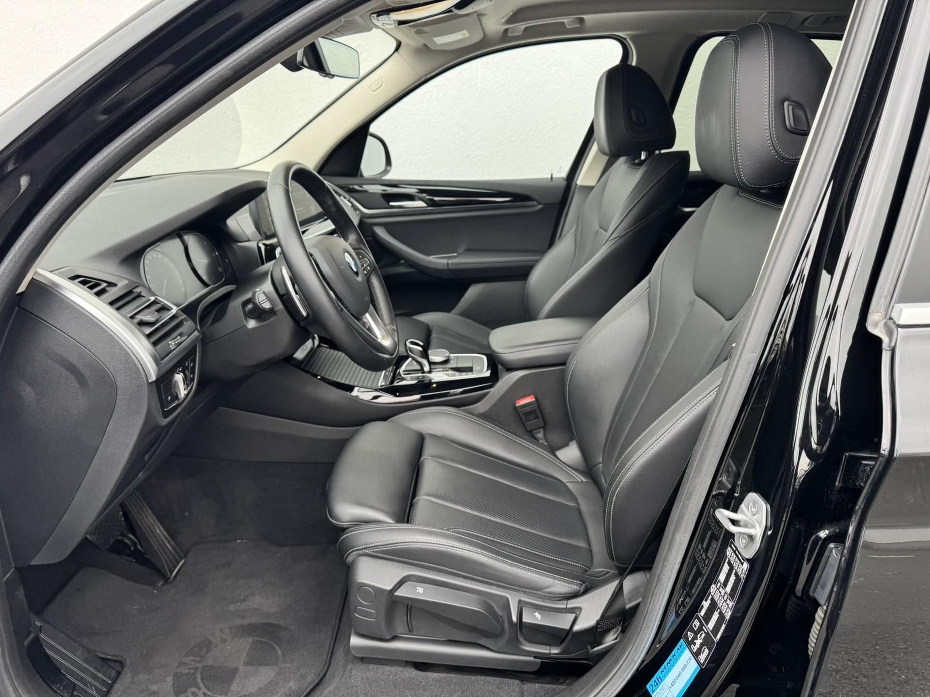 BMW X3, X3 xDrive20d - fotka 6
