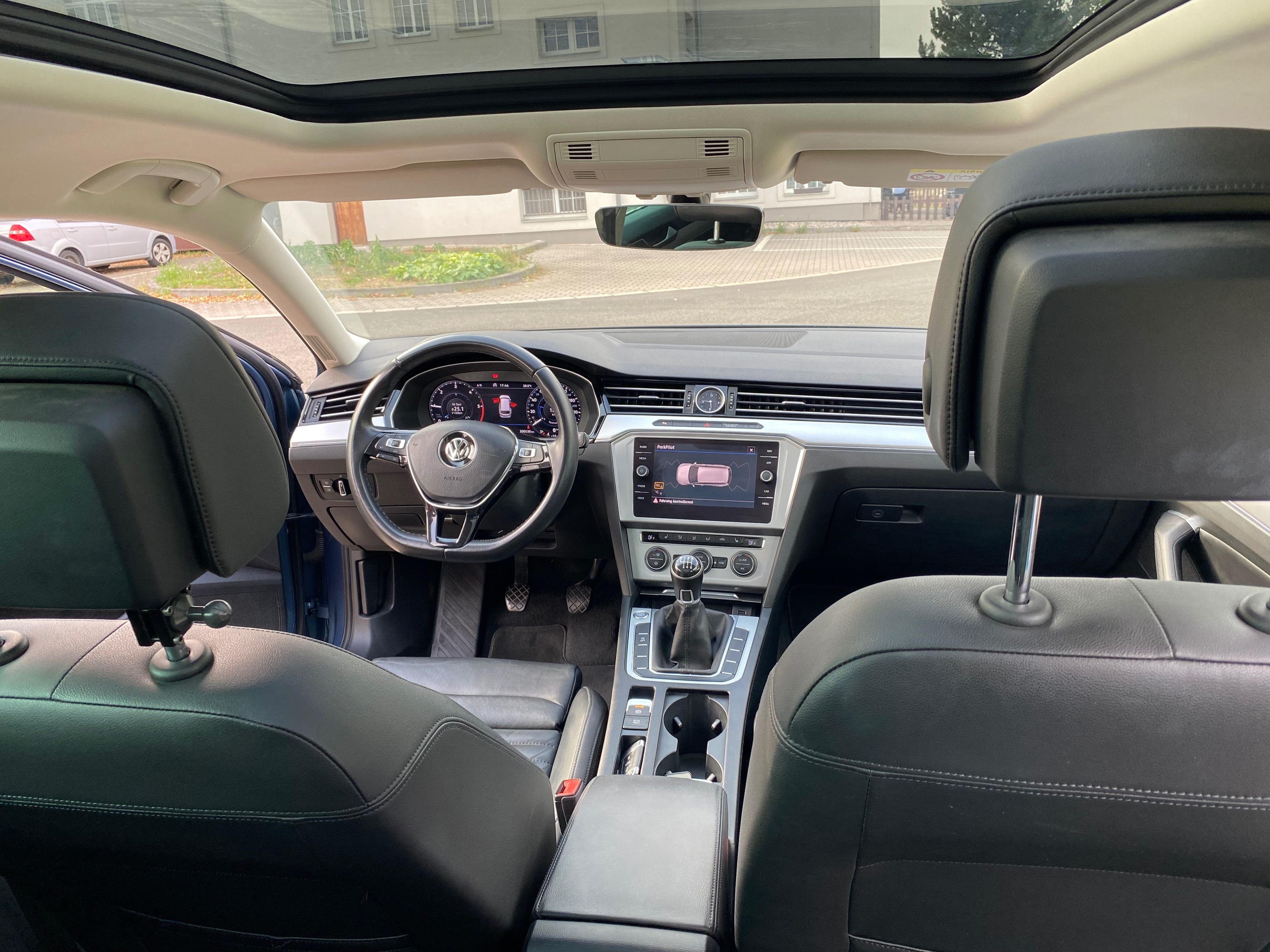 Volkswagen Passat, Volkswagen Passat 2.0 TDI - fotka 6
