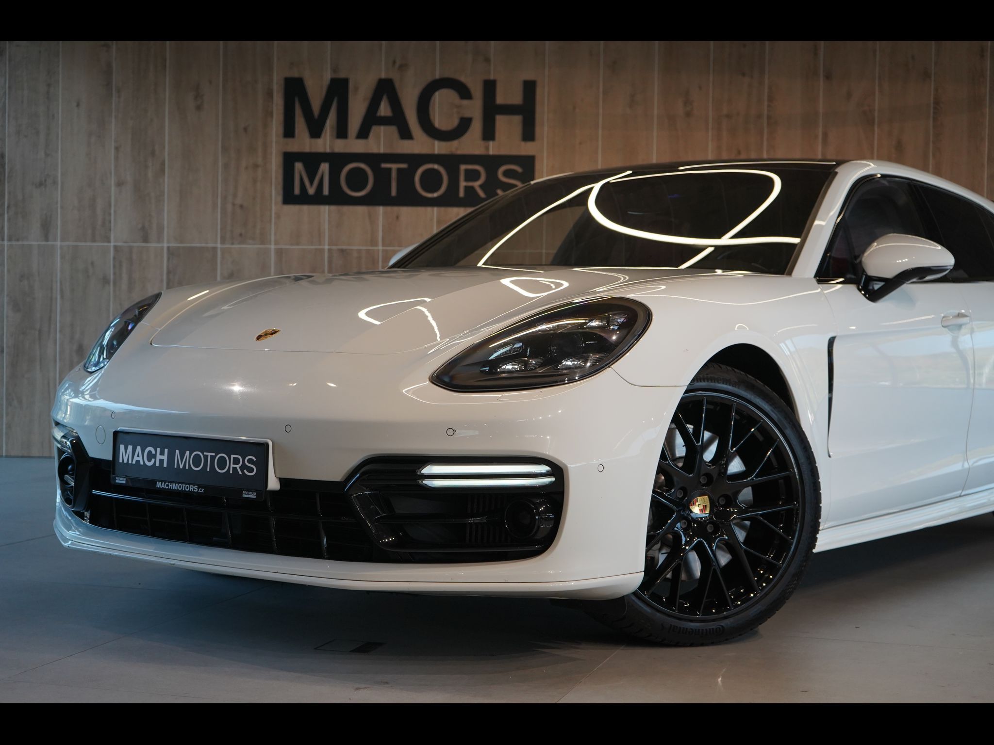 Porsche Panamera, 4S Sport Turismo, Ventilace - fotka 2