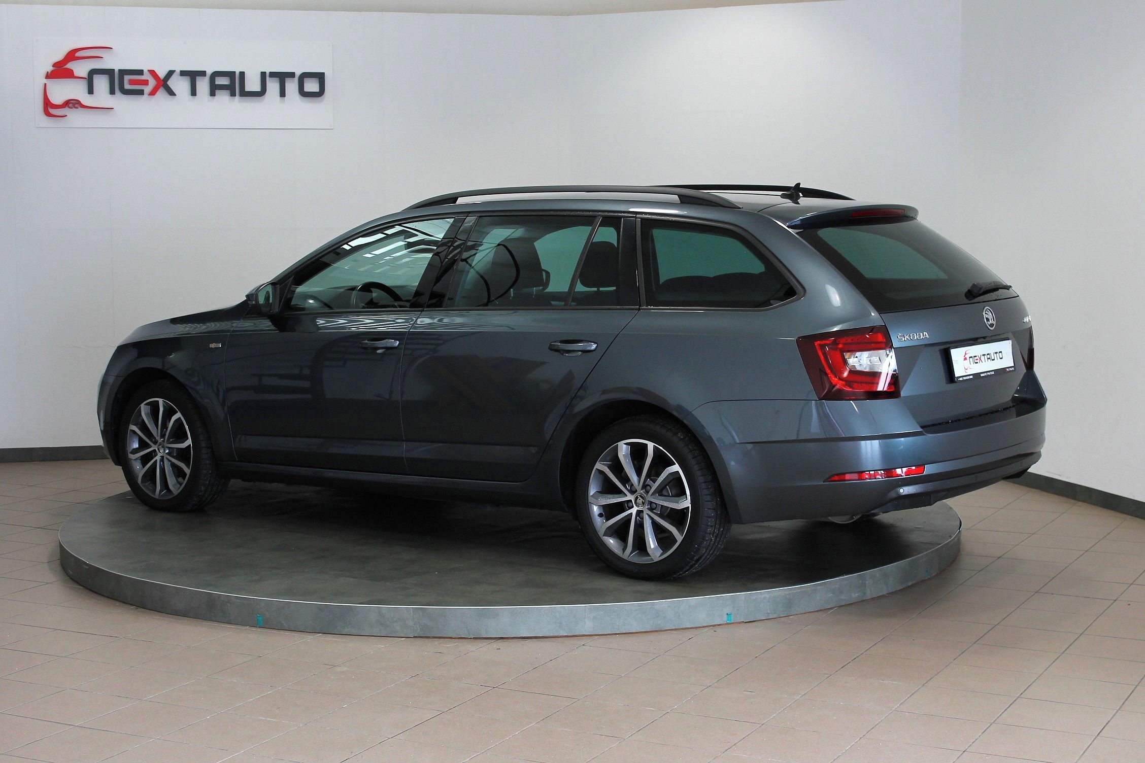 Škoda Octavia, 2.0 TDI 110kW DSG SOLEIL - fotka 3