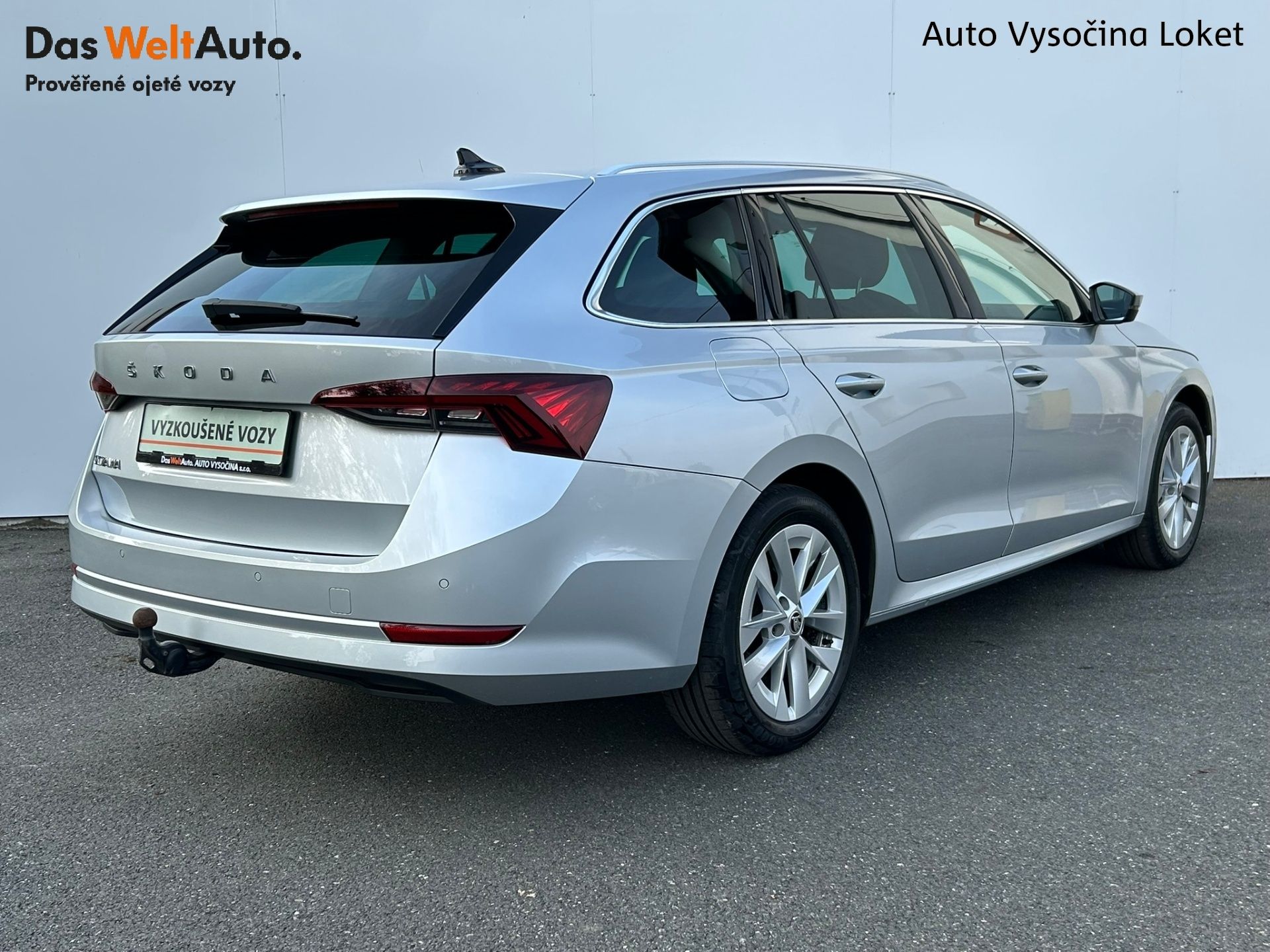 Škoda Octavia, 2.0TDI DSG 110 kW TAŽNÉ Head U - fotka 2