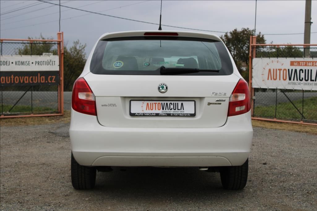 Škoda Fabia, 1,6 TDi  KLIMA, STK 10/2028 - fotka 6