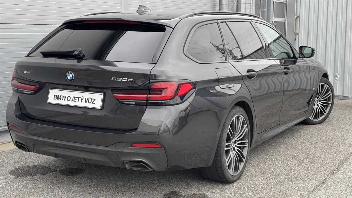 BMW Řada 5, 530e xDrive Mpaket - fotka 2