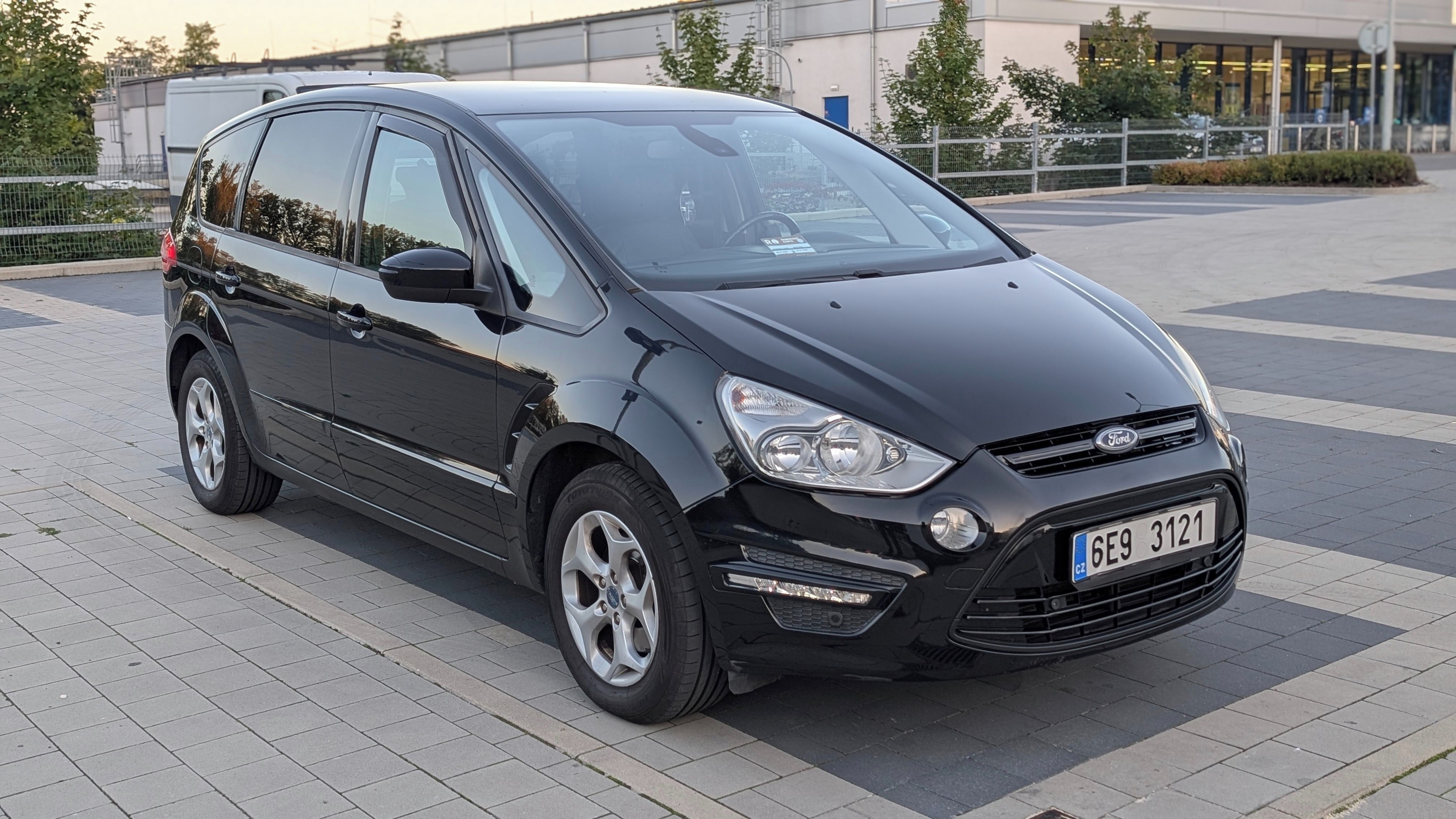 Ford S-MAX, 1.6 TDI Servisováno