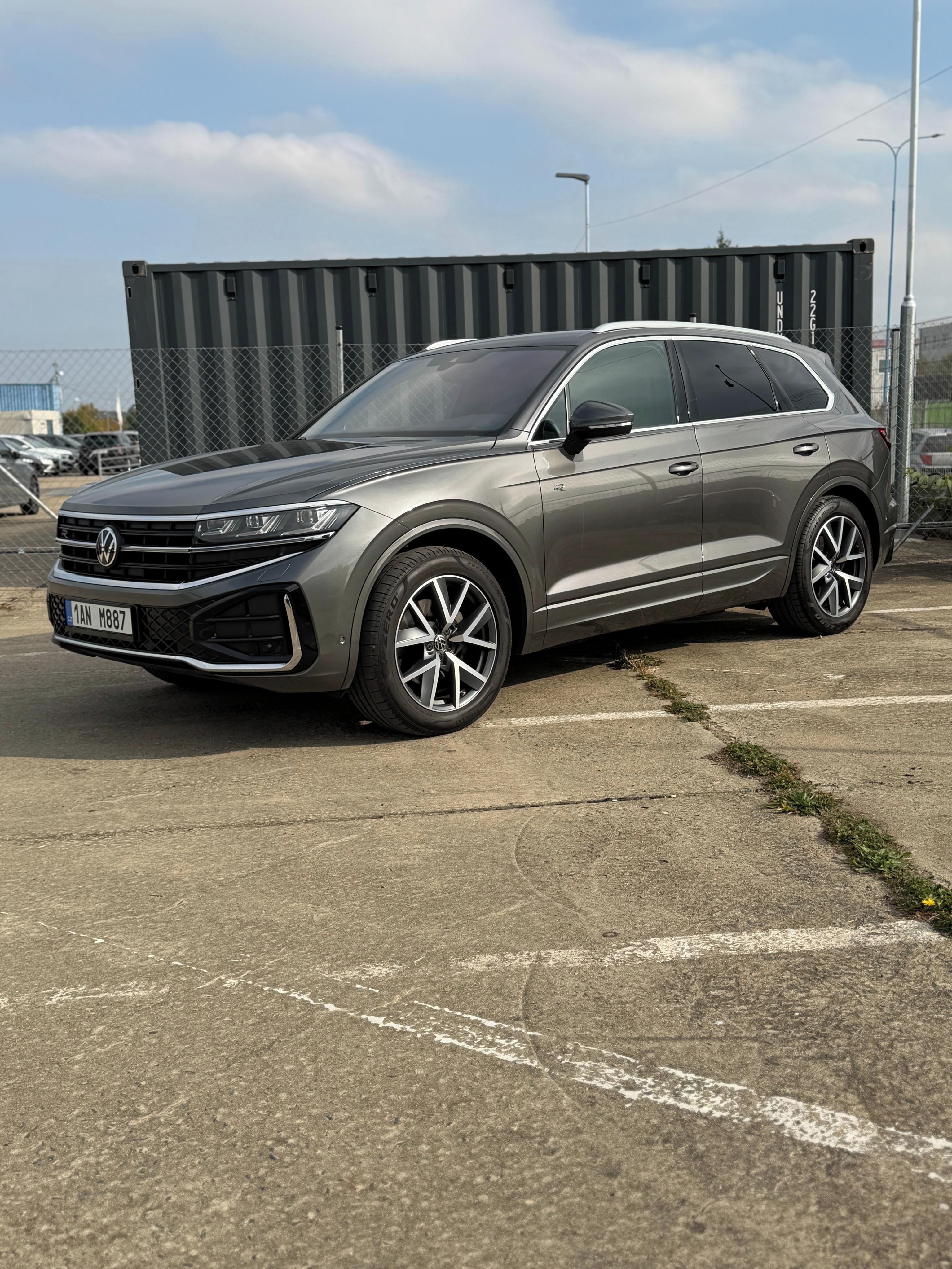 Volkswagen Touareg, R-LineV6 3,0TDI 4MOT