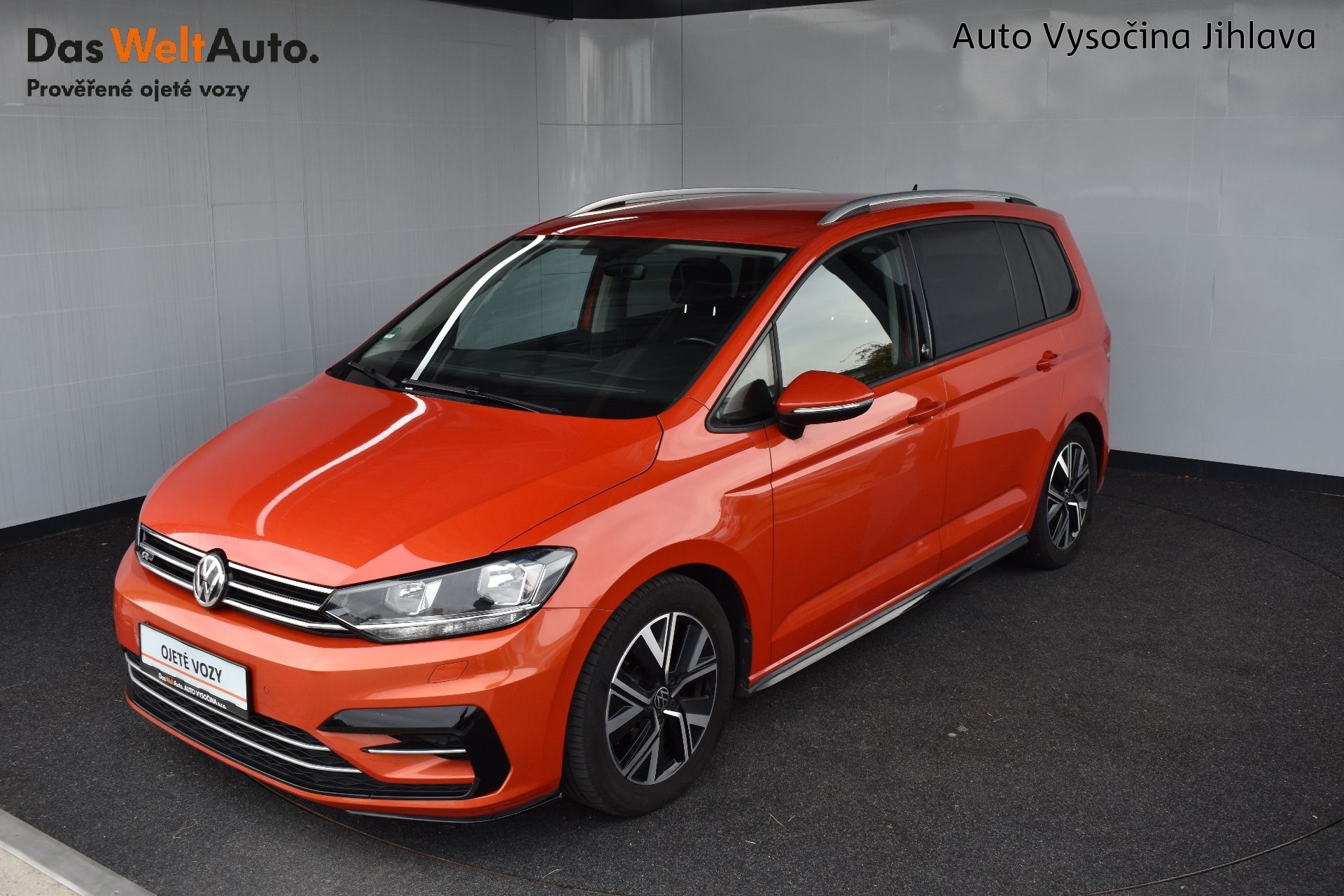 Volkswagen Touran, R-Line 1,4 TSI DSG 110kW tažné