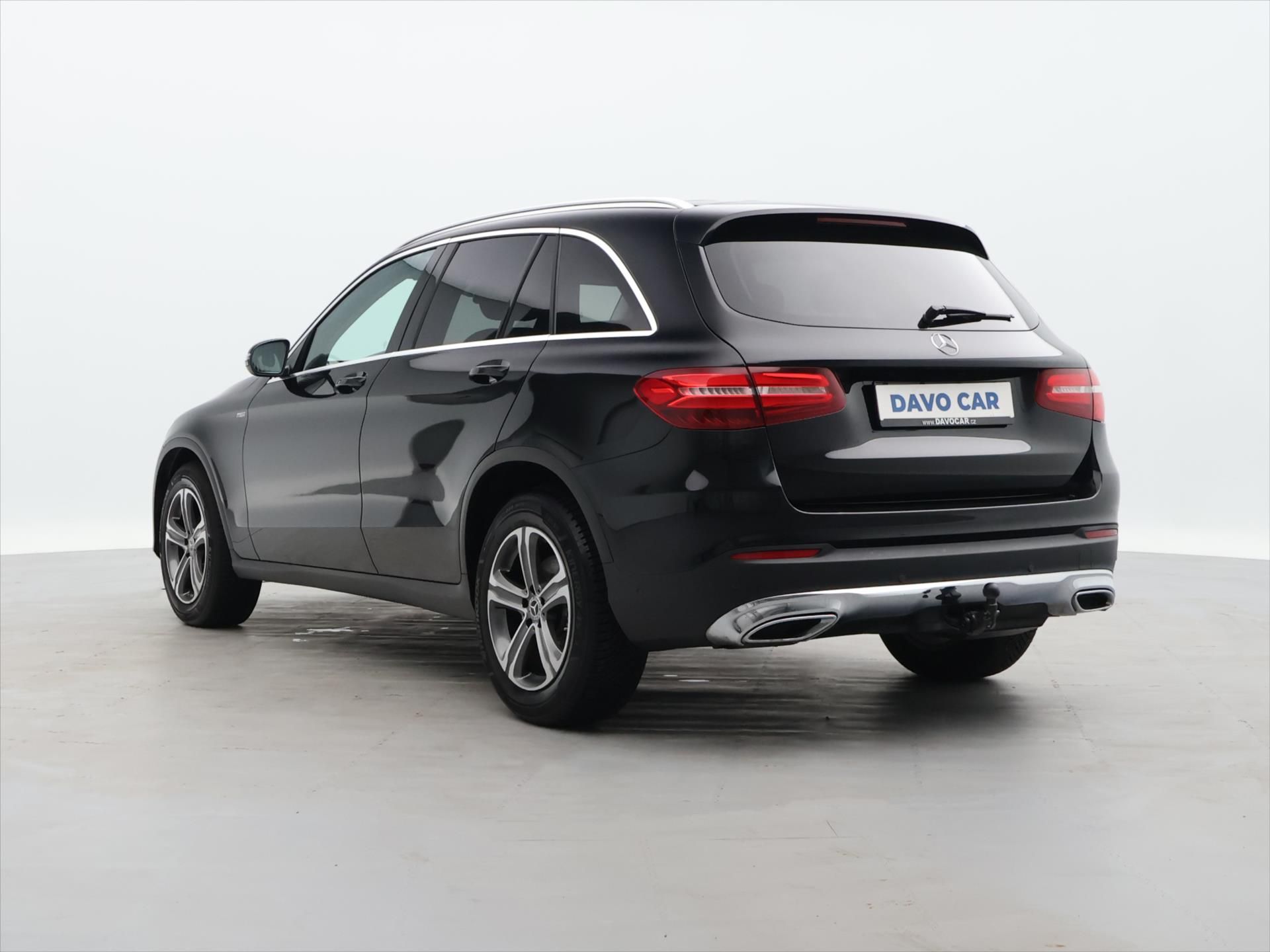 Mercedes-Benz GLC, 2,1 220d 125kW 4MATIC CZ DPH - fotka 5