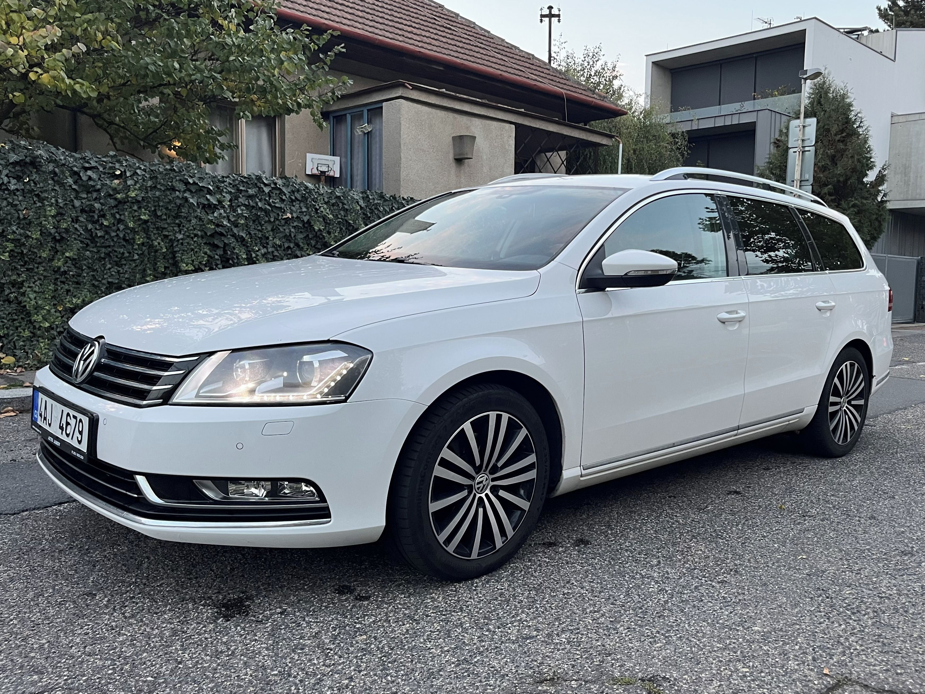 Volkswagen Passat, VW Passat B7 Variant 2.0 TDI - fotka 4