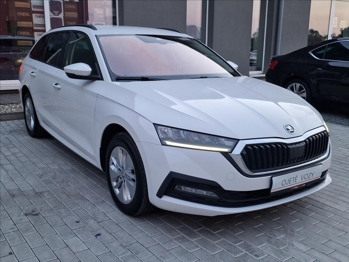 Škoda Octavia, 2.0TDI Combi, původ ČR,1.Maj. - fotka 3