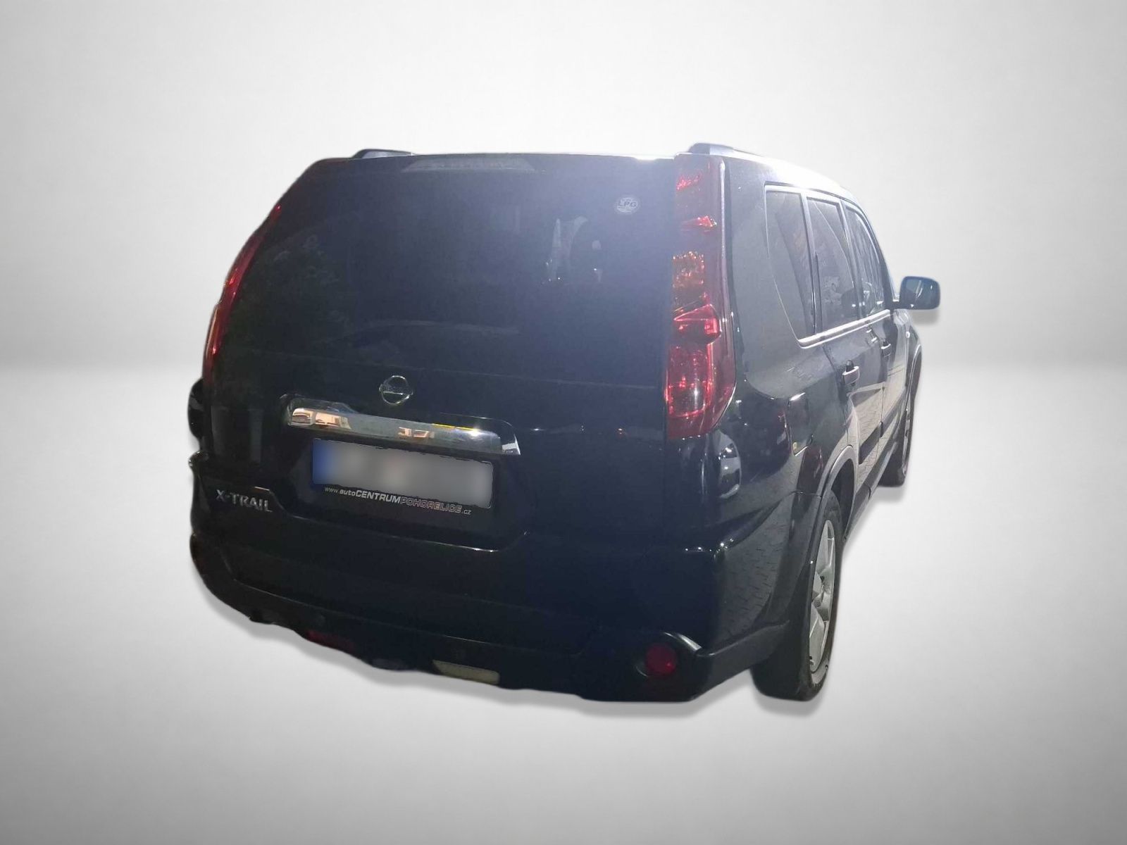 Nissan X-Trail, 2.0, LPG, 4X4, Park. senzory - fotka 2