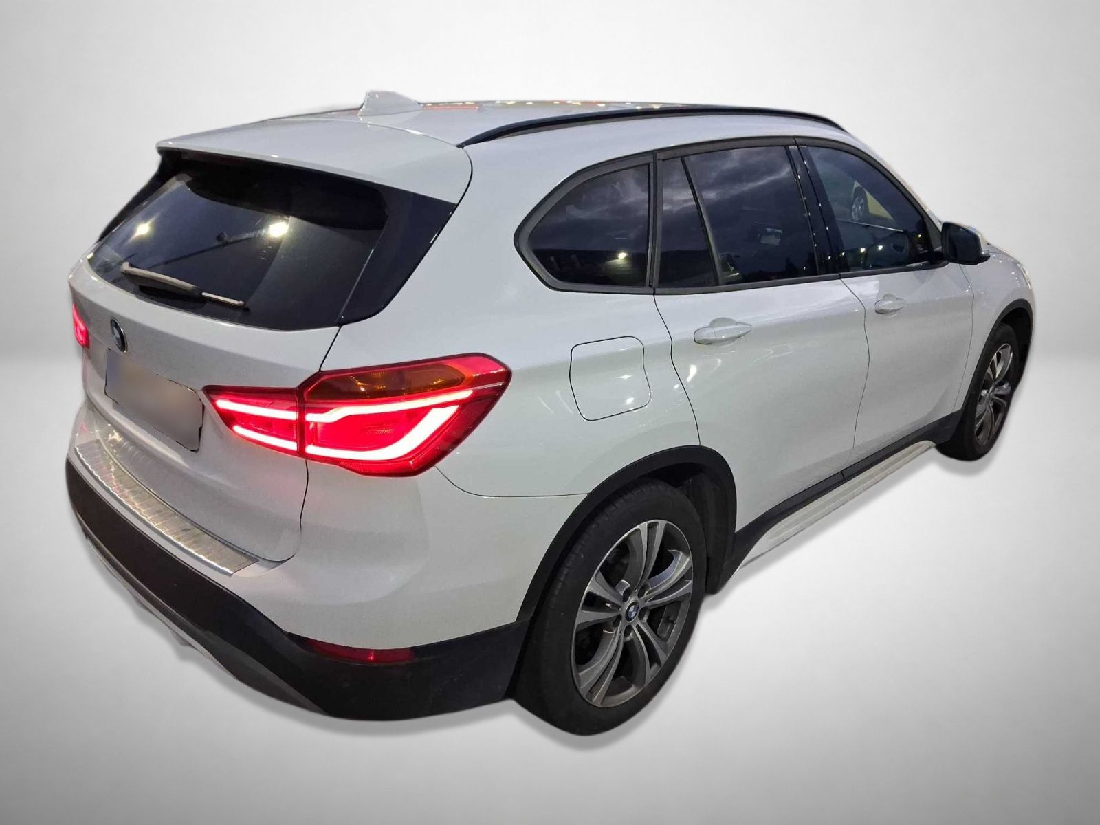 BMW X1, sDrive18i, Automat - fotka 2