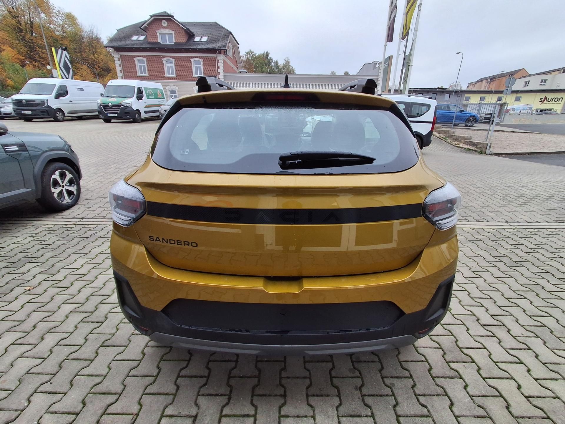 Dacia Sandero, Stepway Expression Eco-G 120 - fotka 6