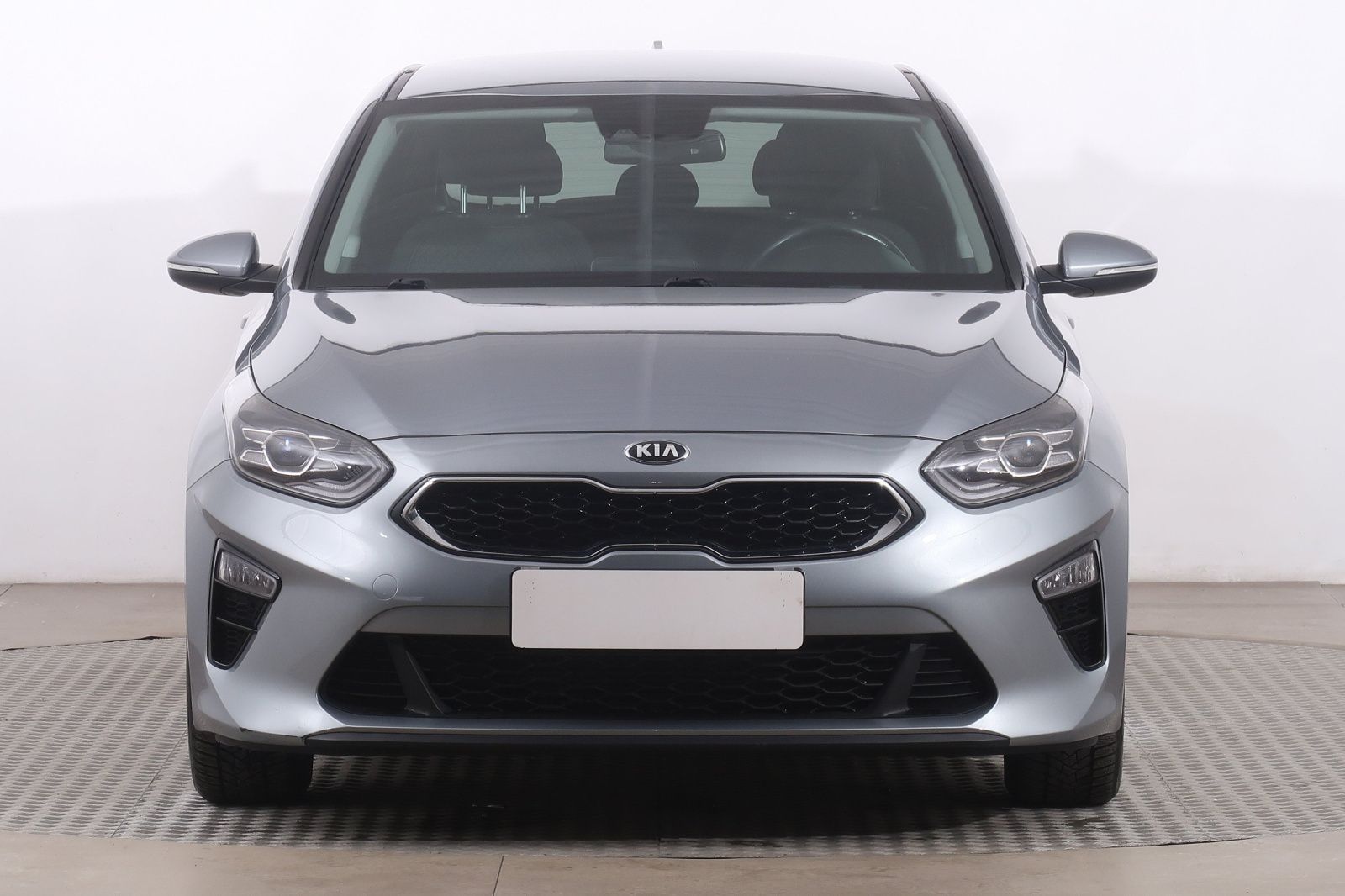Kia Cee´d, 1.4 T-GDI, Gold, Serv.kniha - fotka 2