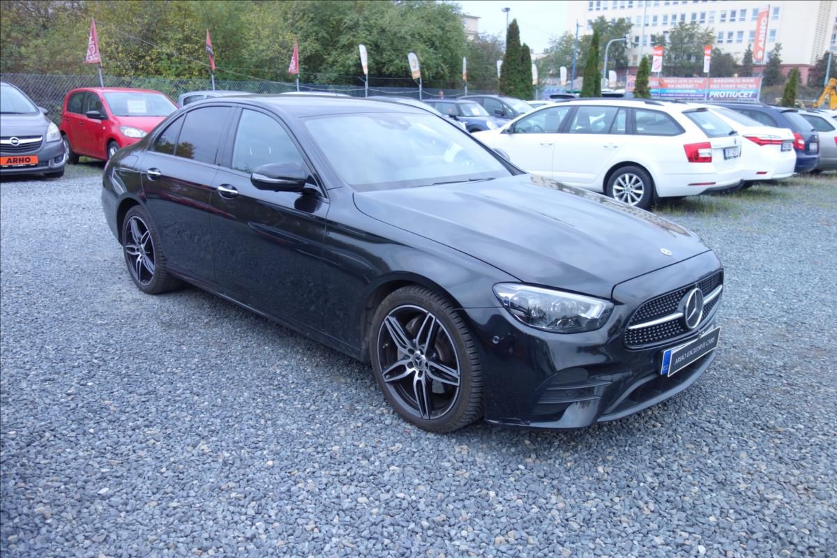 Mercedes-Benz Třídy E, 220, ČR, SERV.KN., 4MATIC.