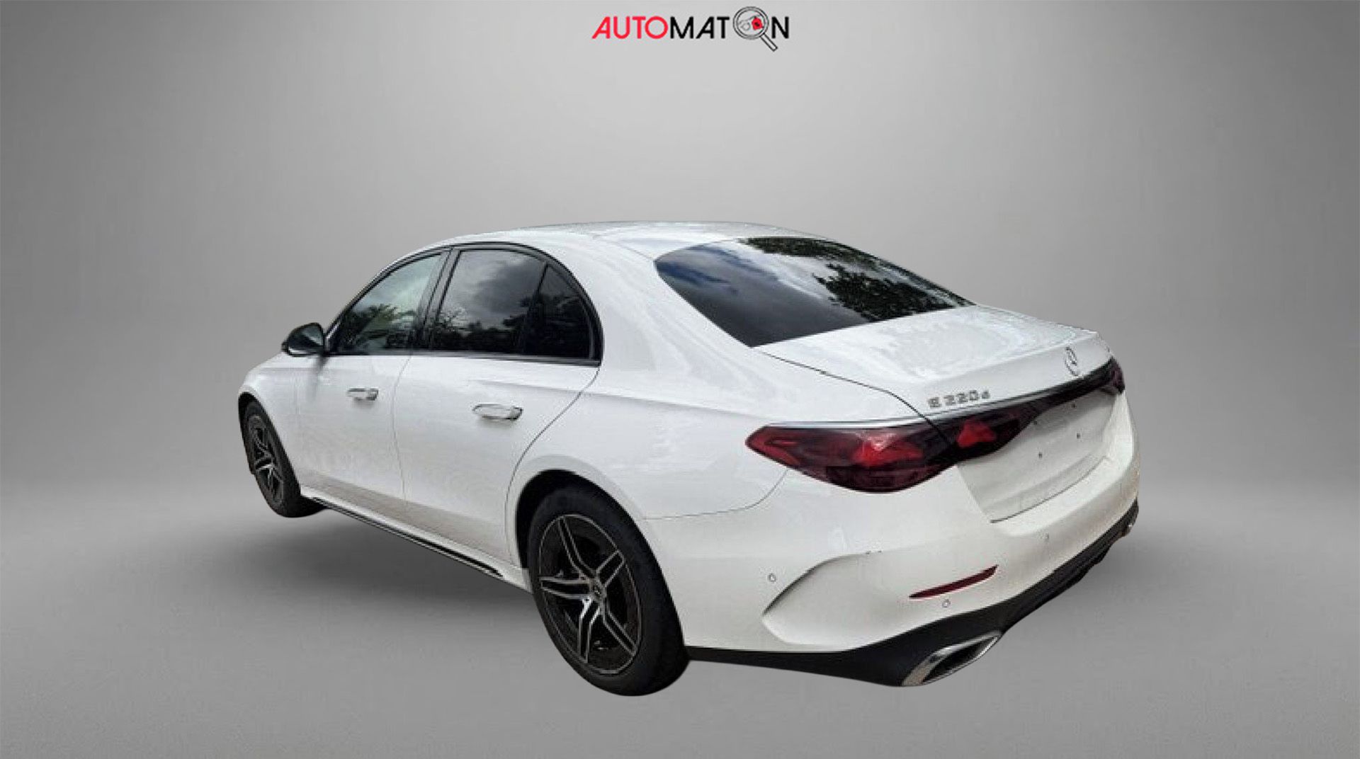 Mercedes-Benz Třídy E, 220d 4M AMG Night Distronic - fotka 5