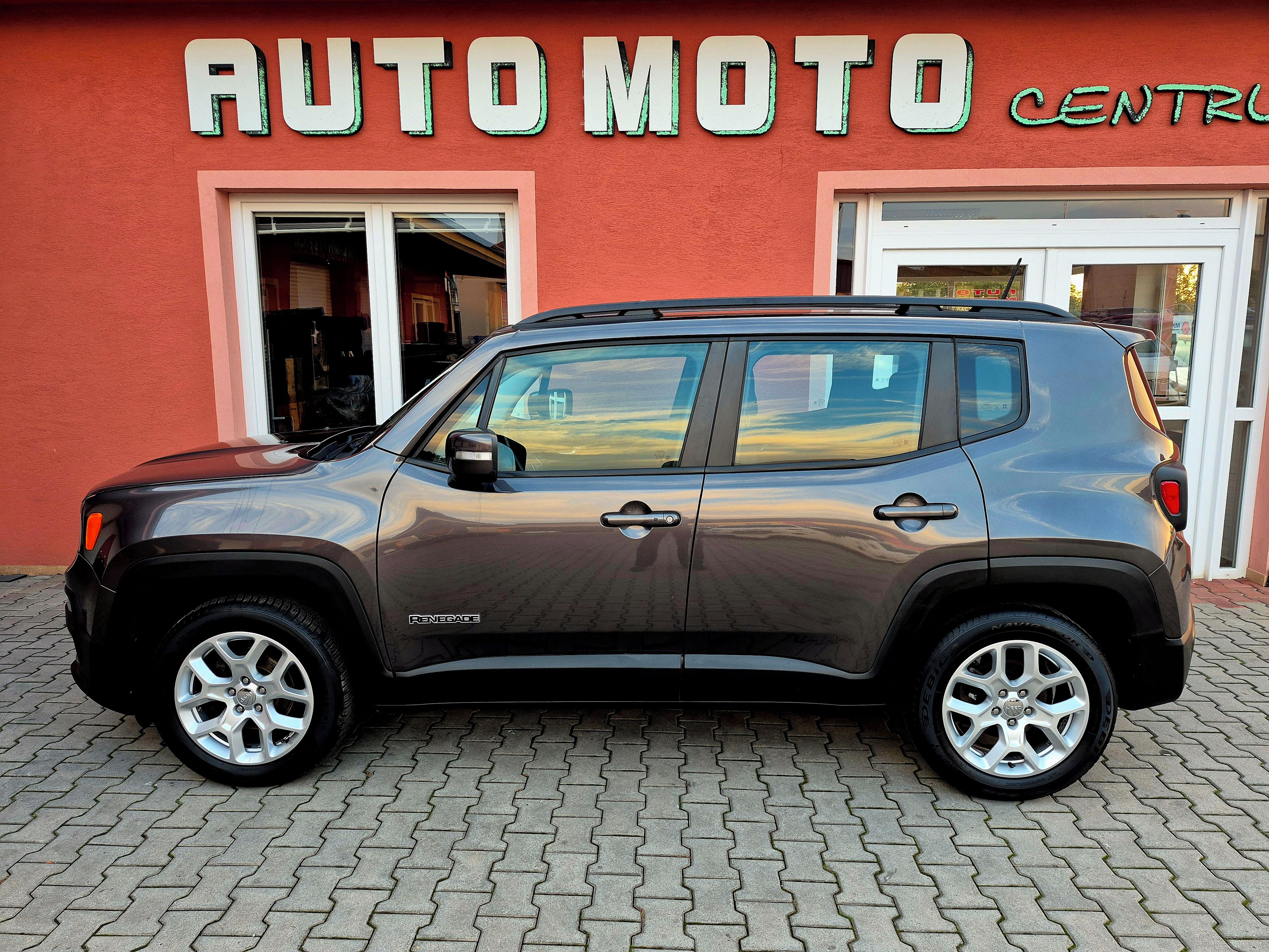Jeep Renegade, 1.4 M-Air Longitude 103 kW TAŽ - fotka 2
