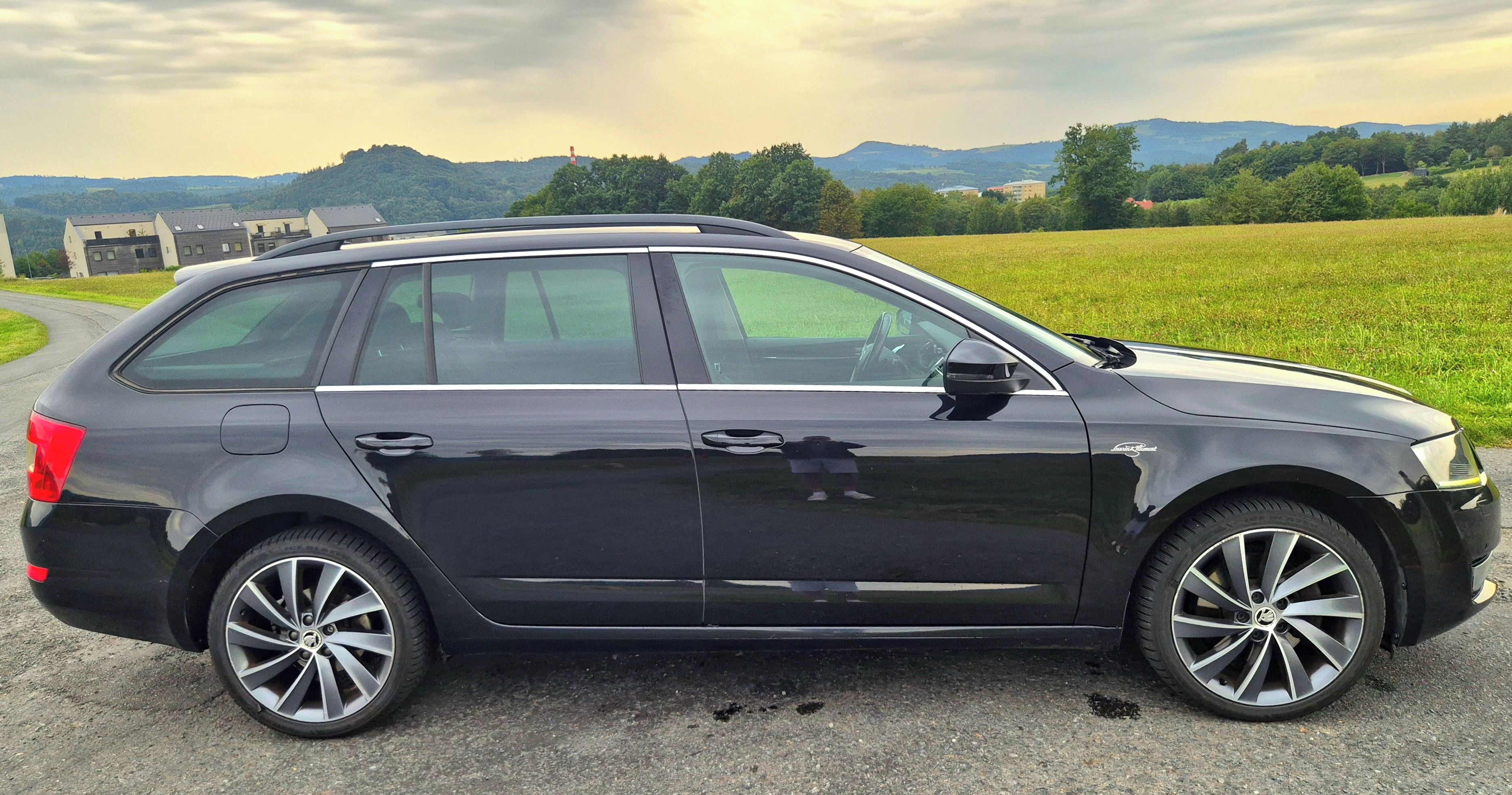 Škoda Octavia, L&K 2.0TDI, automat, 4x4 - fotka 6