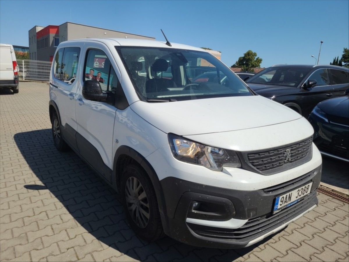Peugeot Rifter, 1,5 Allure Pack 75kW - fotka 4