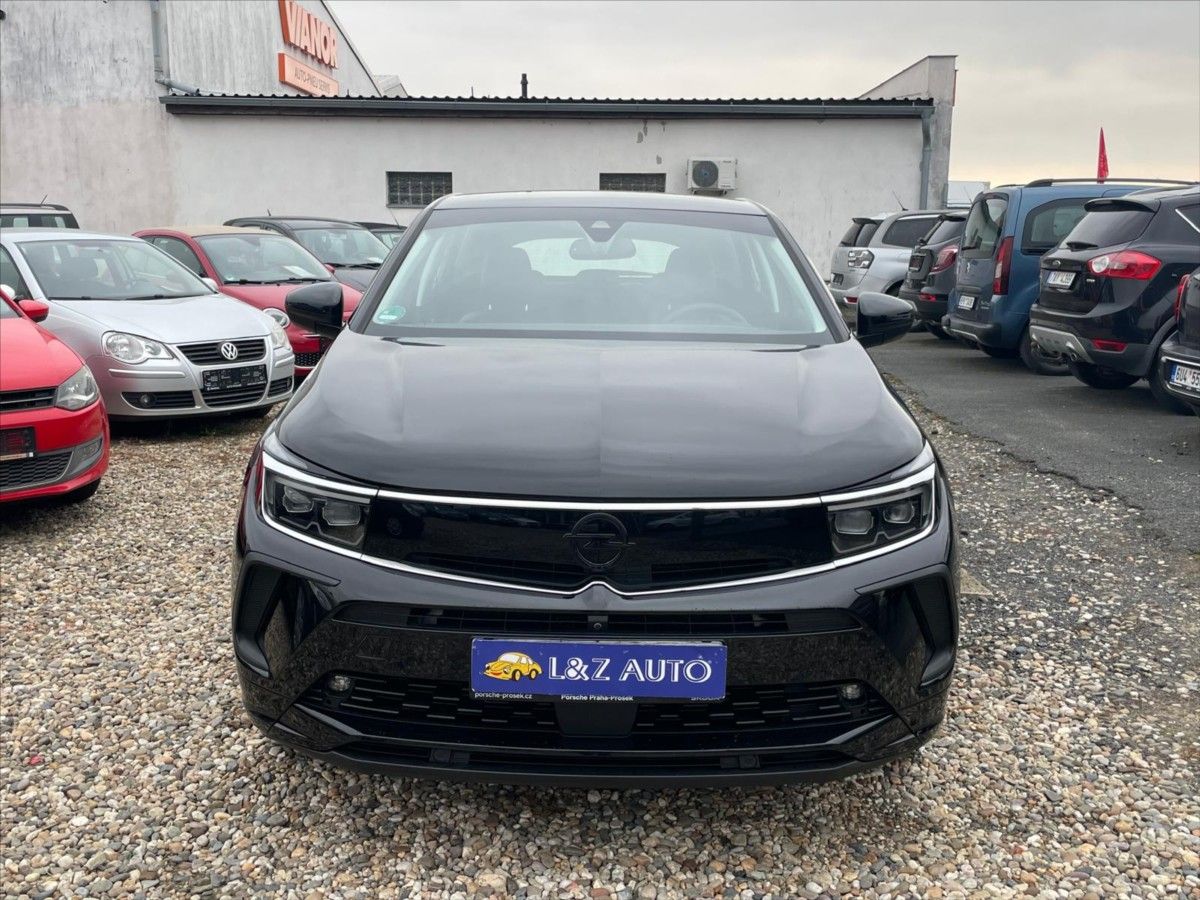Opel Grandland, 1,2 Hybrid - fotka 2