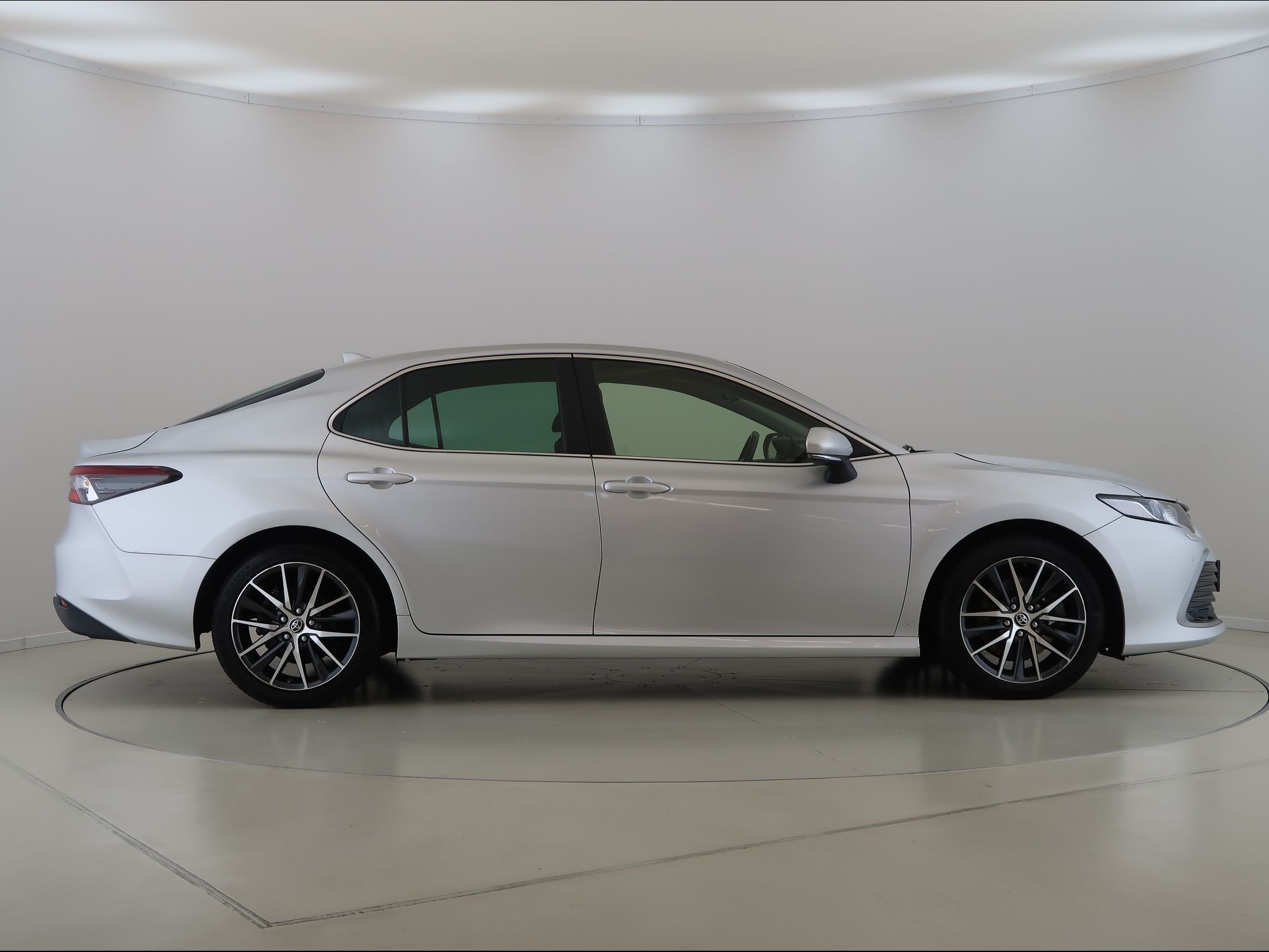 Toyota Camry, 2.5HEV,Prestige,CZ,1Maj - fotka 4