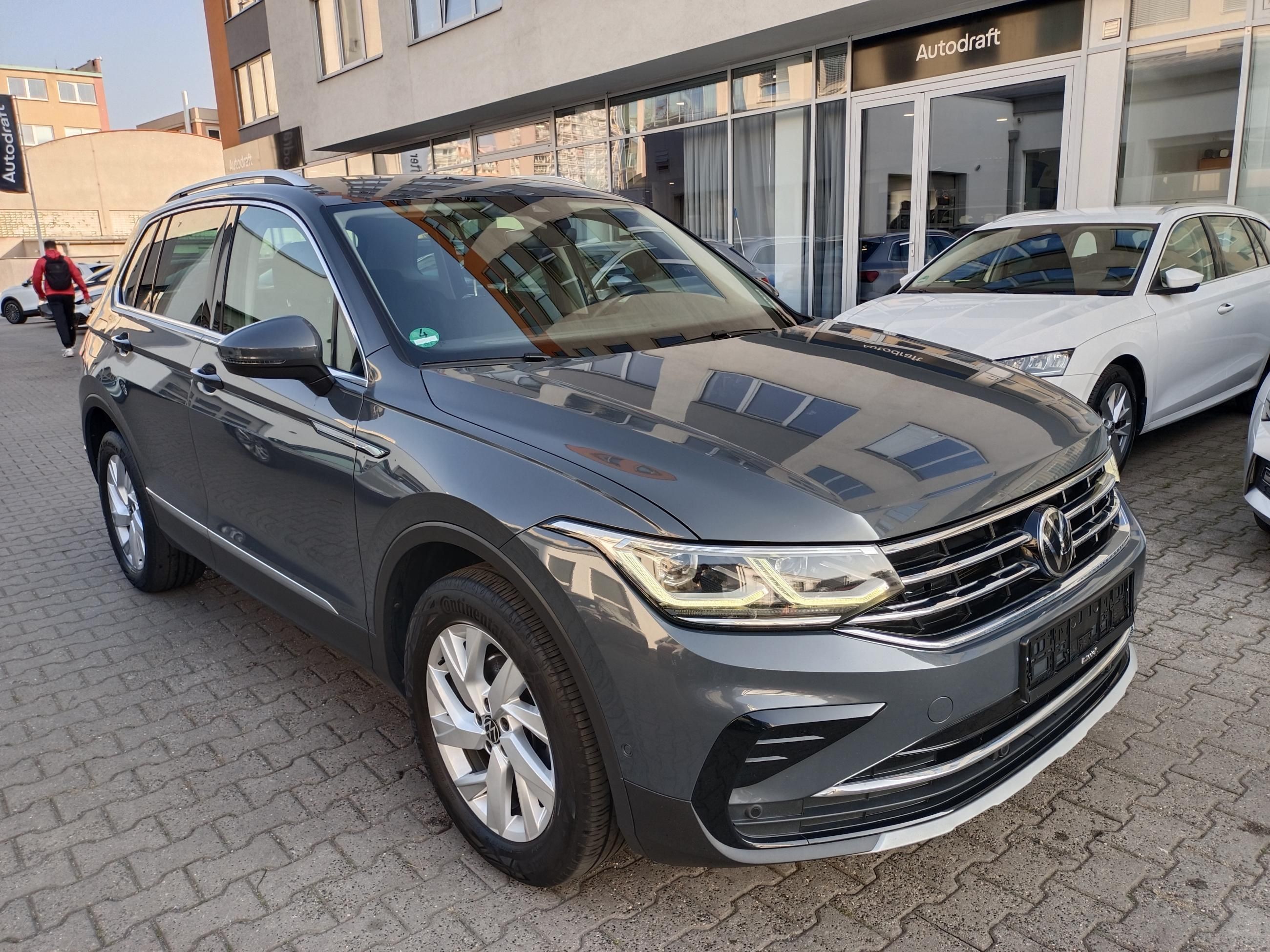 Volkswagen Tiguan, TDI 110kW 4x4 DSG Elegance