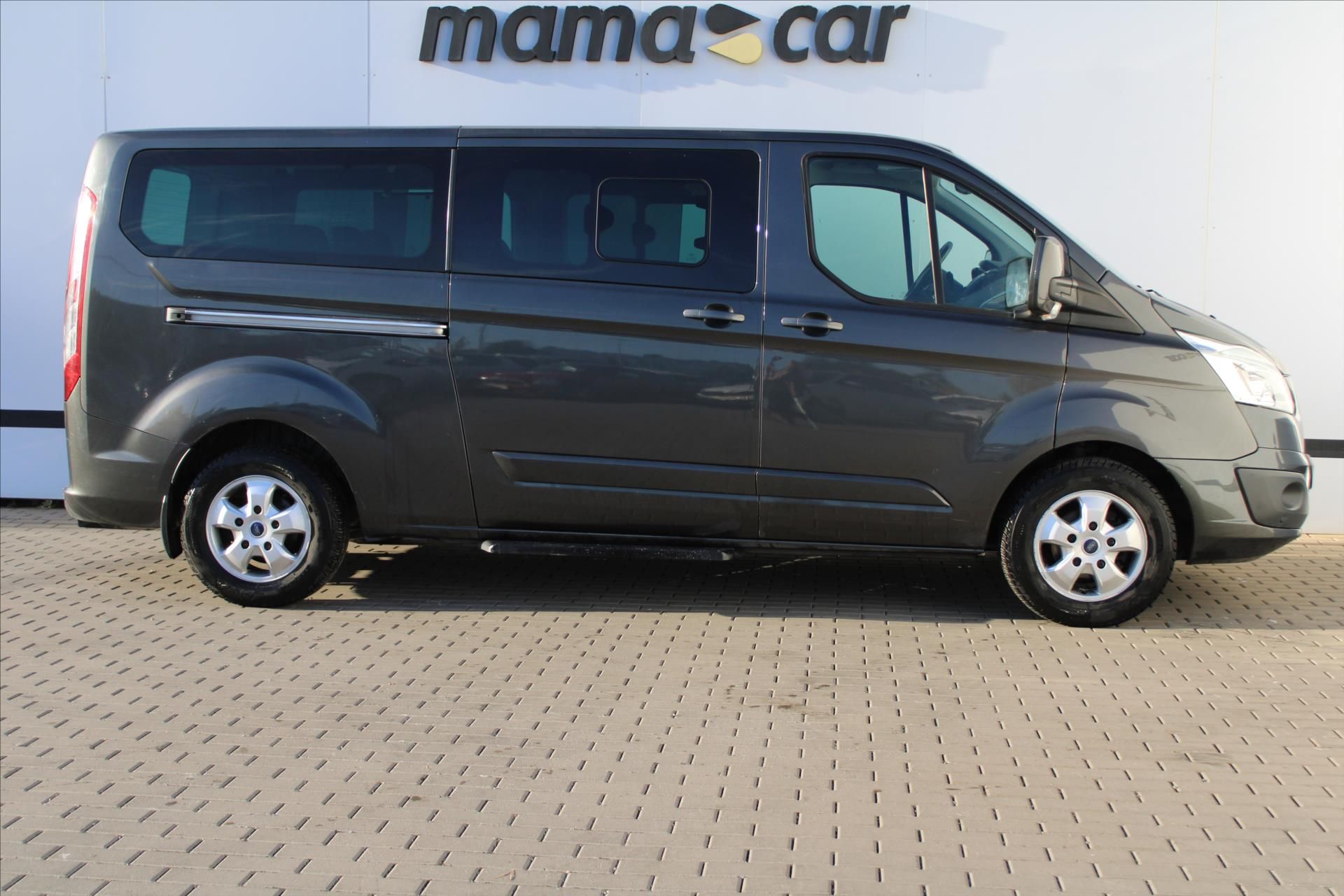 Ford Tourneo Custom, 2.0TDCI 96kW 9-MÍST ČR - fotka 2