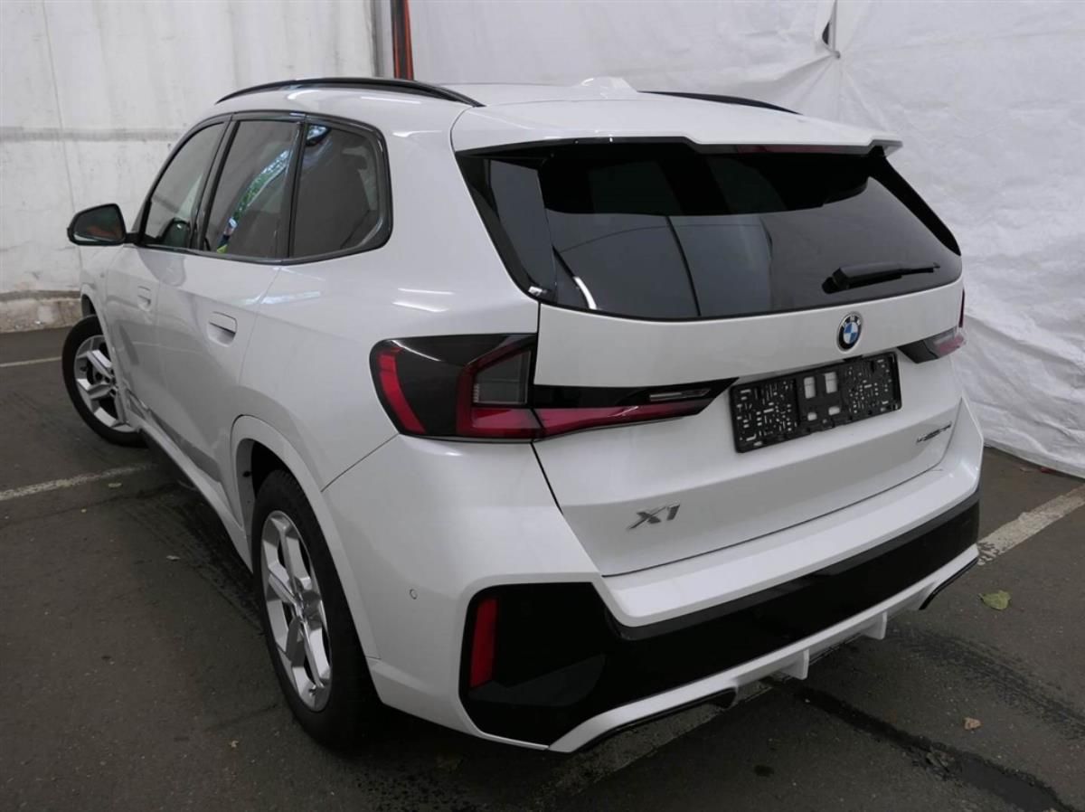 BMW X1, sDrive20i - fotka 3