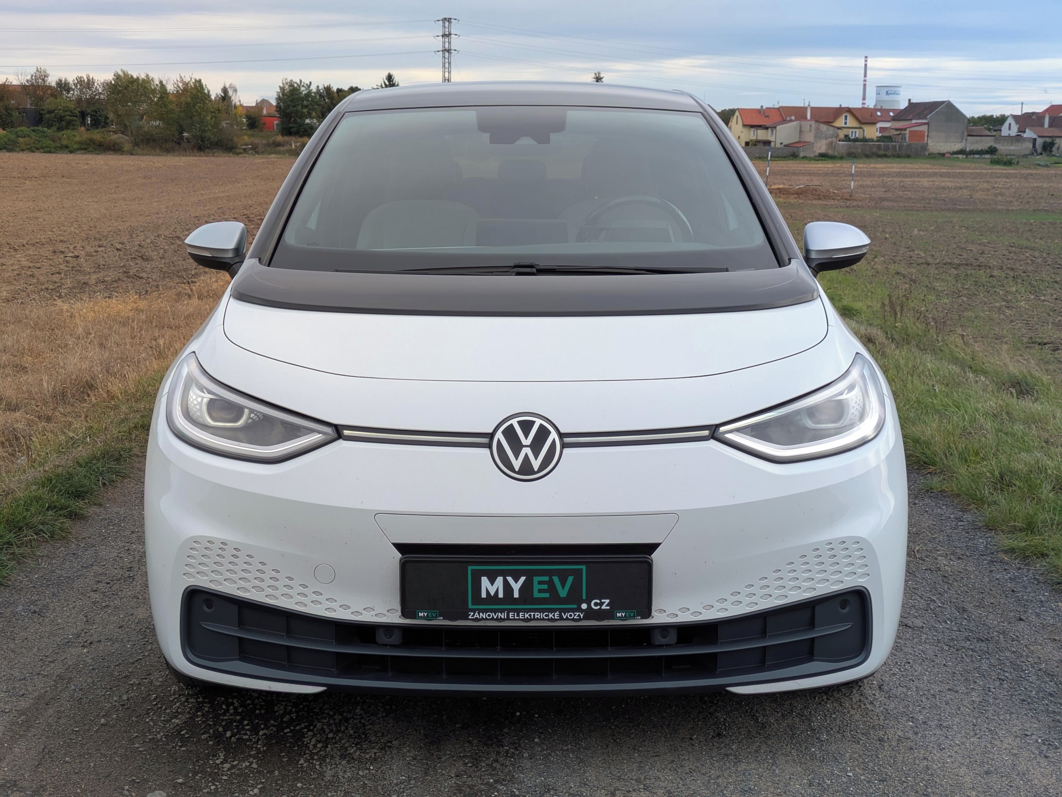 Volkswagen ID.3, 62kWh, 1ST PLUS MATRIX SOH 91% - fotka 2