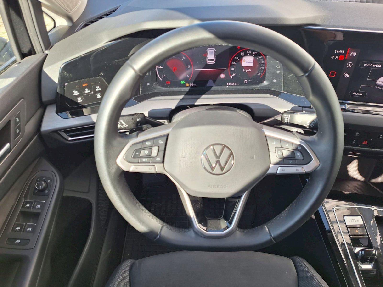 Volkswagen Golf, Variant VIII / 2.0 TDI / 110 k - fotka 5