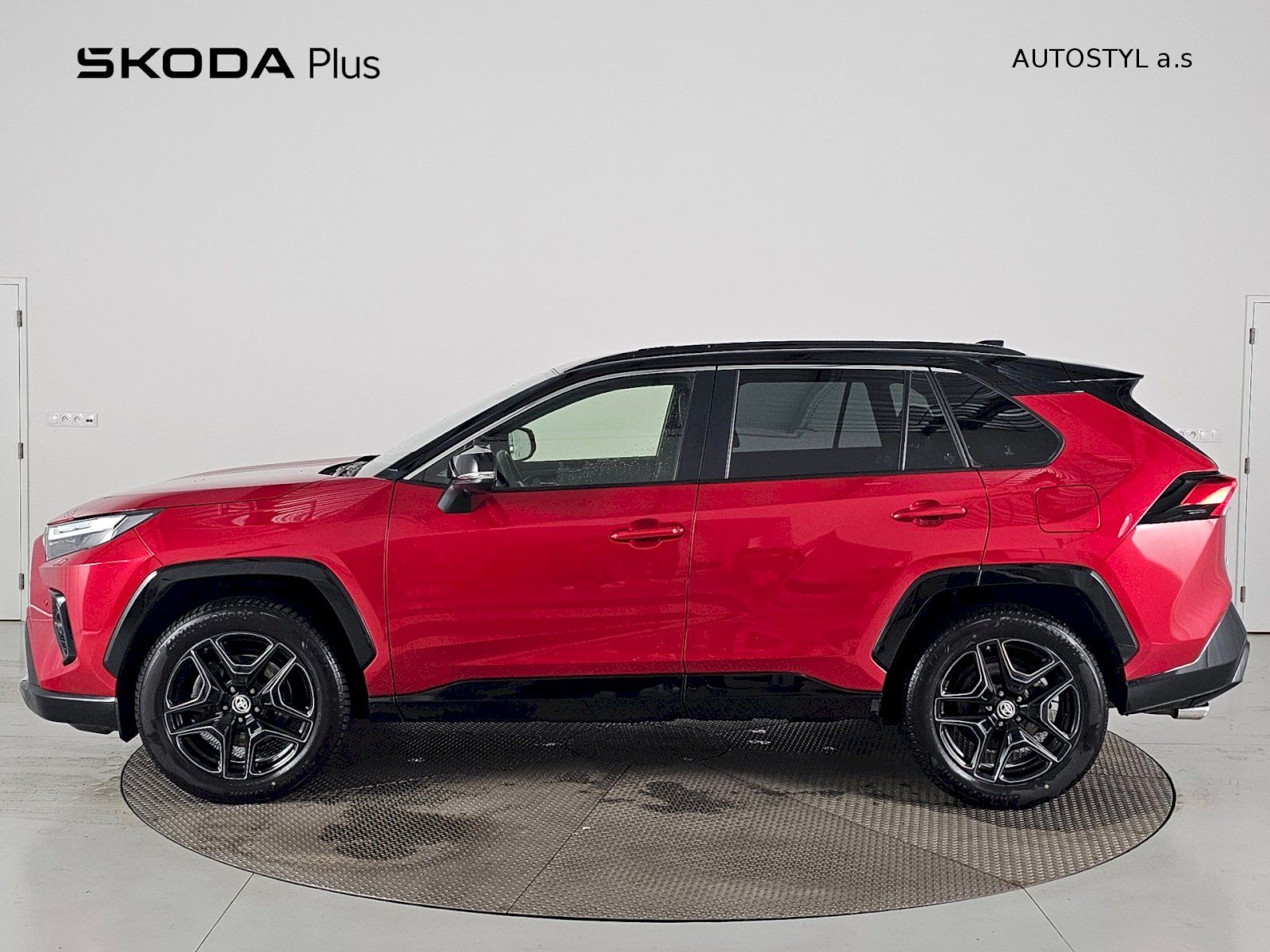 Toyota Rav4, 2.5HEV 222k 4x4 GR SPORT - fotka 3