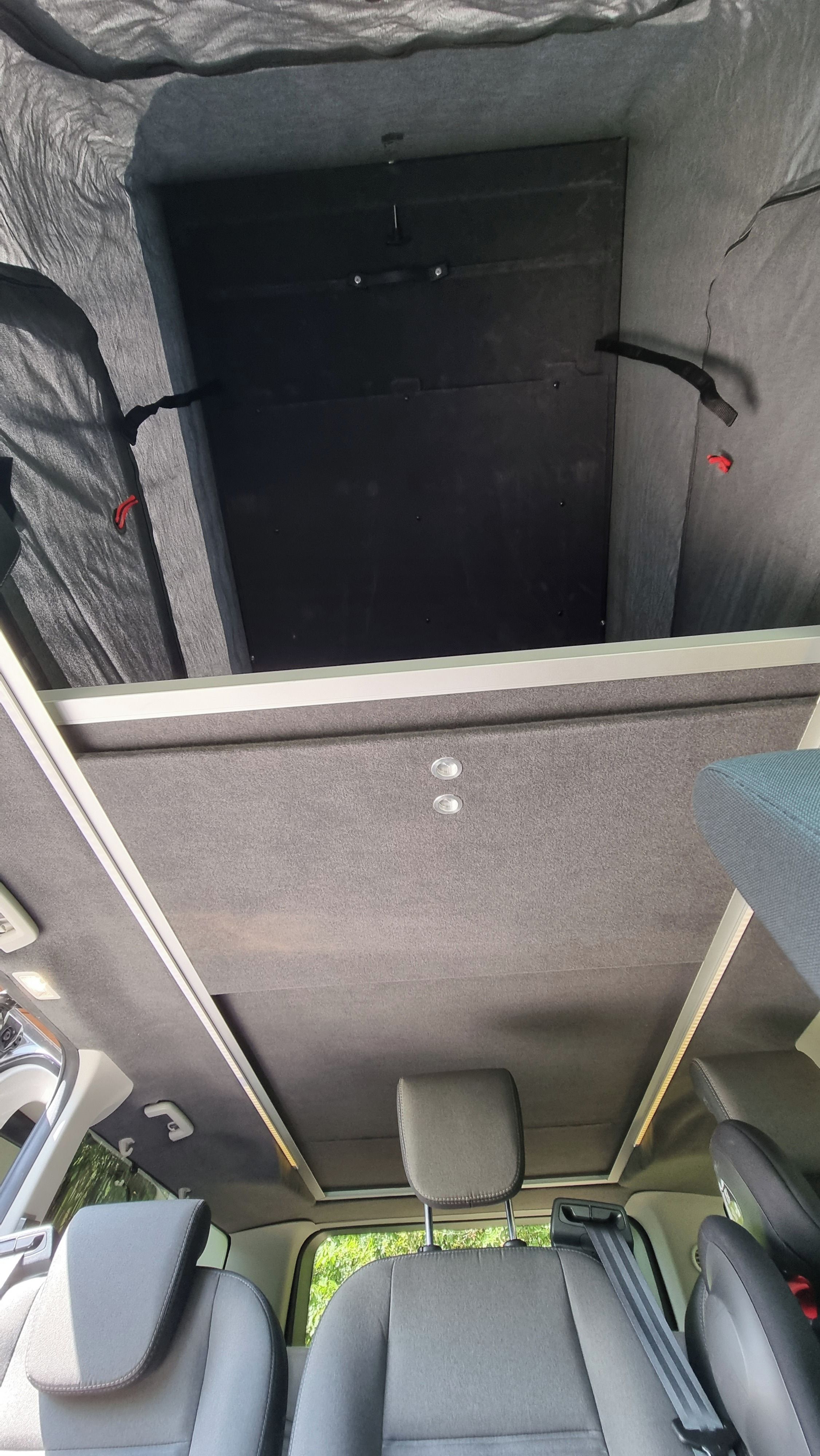 Ford Tourneo Custom, FORD Turneo Custom - obytný - fotka 6