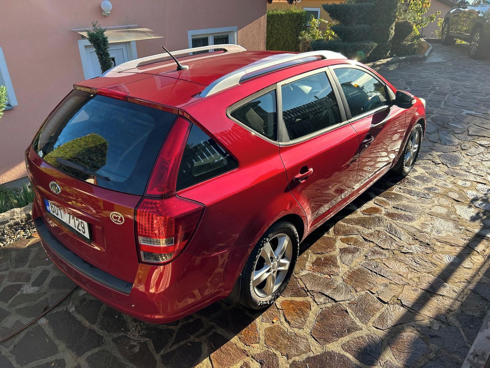 Kia Cee´d SW, 1,6 CVVT - fotka 6
