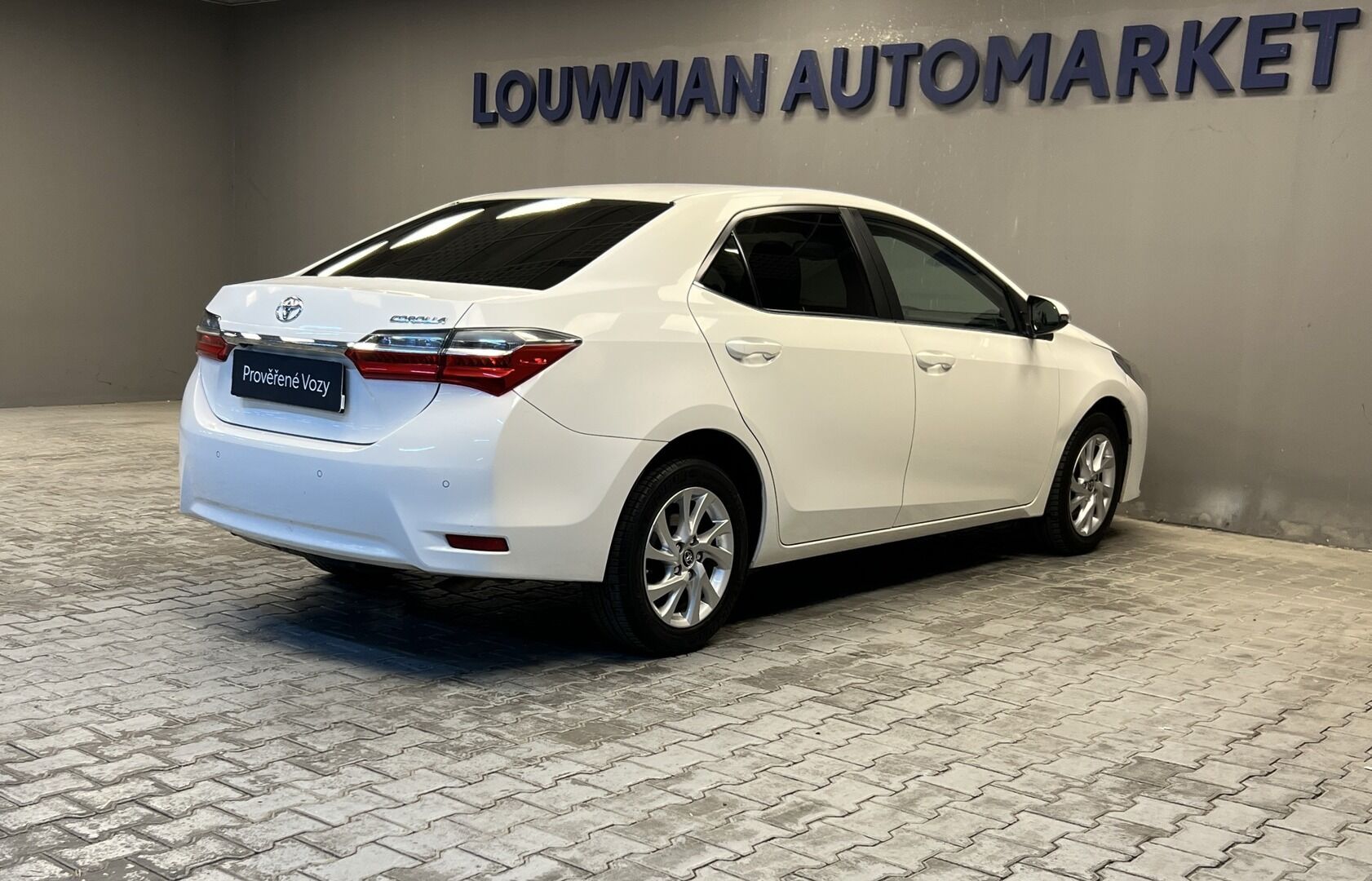 Toyota Corolla, 1.6  ACTIVE TREND+ - fotka 2