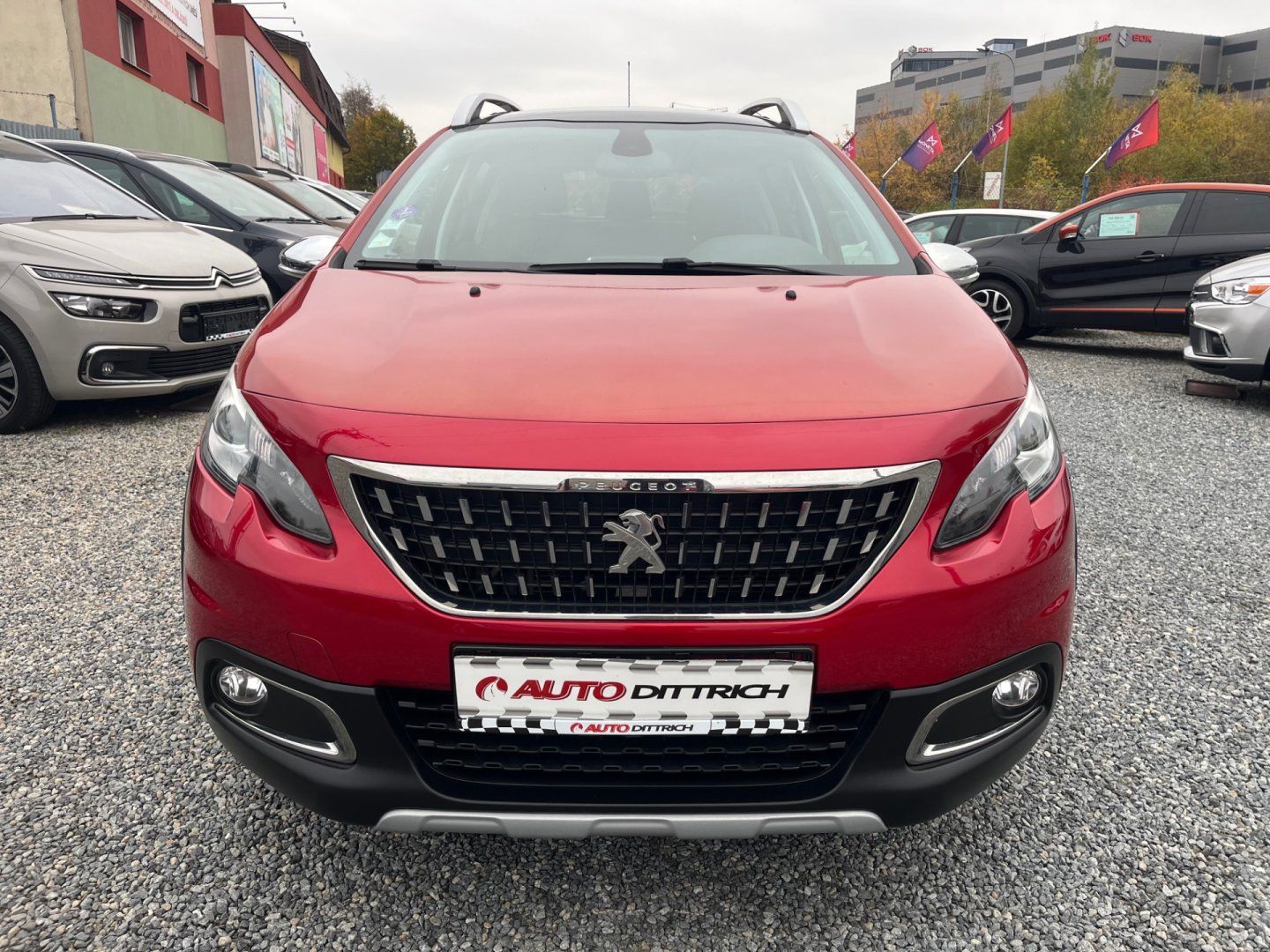 Peugeot 2008, 1.2 PT ALLURE - fotka 3