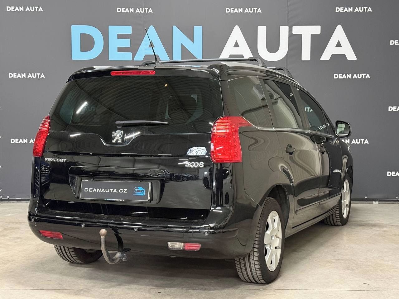Peugeot 5008, 2.0d 110kw Serviska Výbava - fotka 3