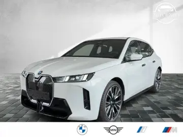 BMW iX, xDrive 45- vzduch*