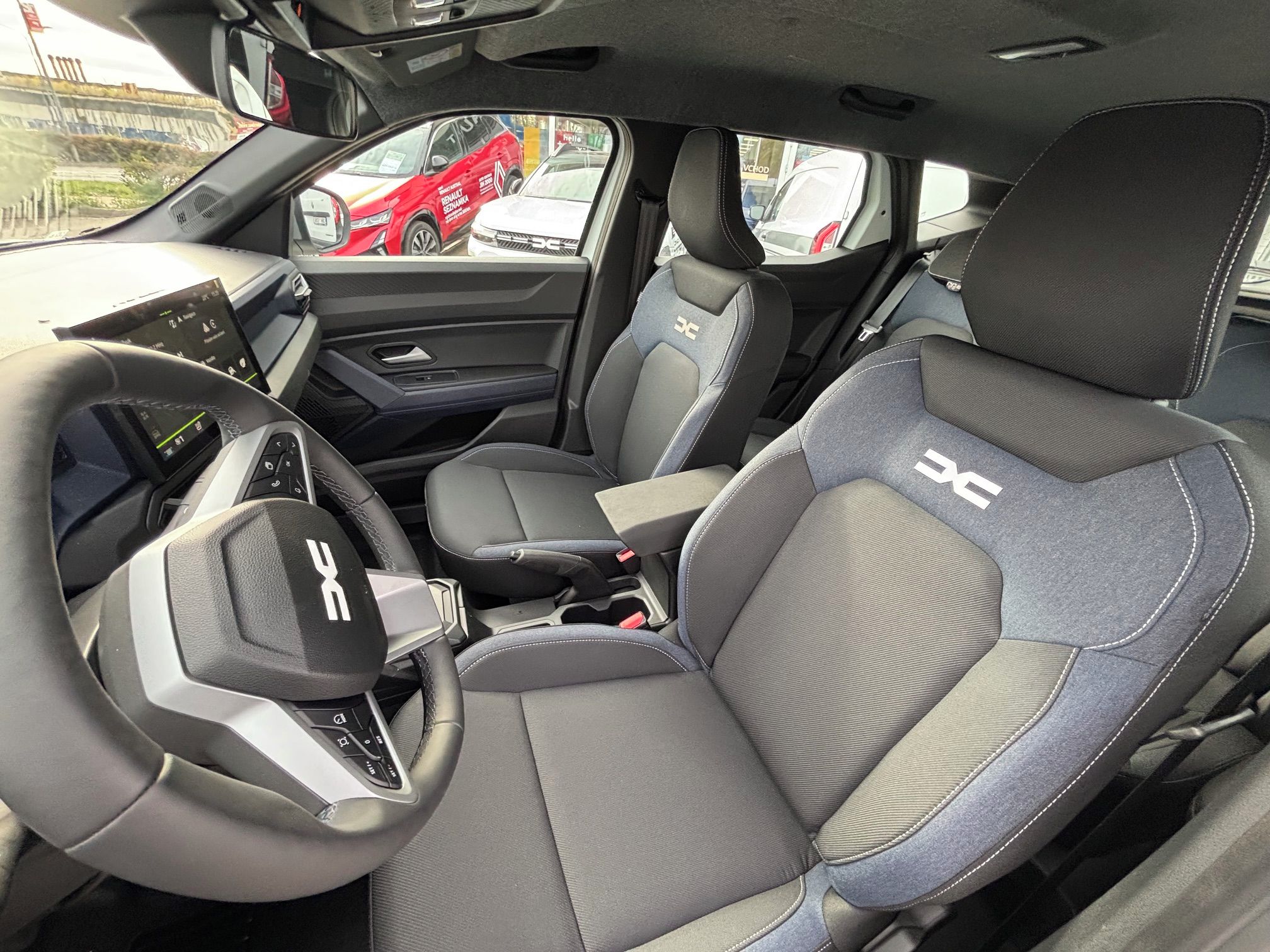 Dacia Duster, expression hybrid 155 - fotka 2