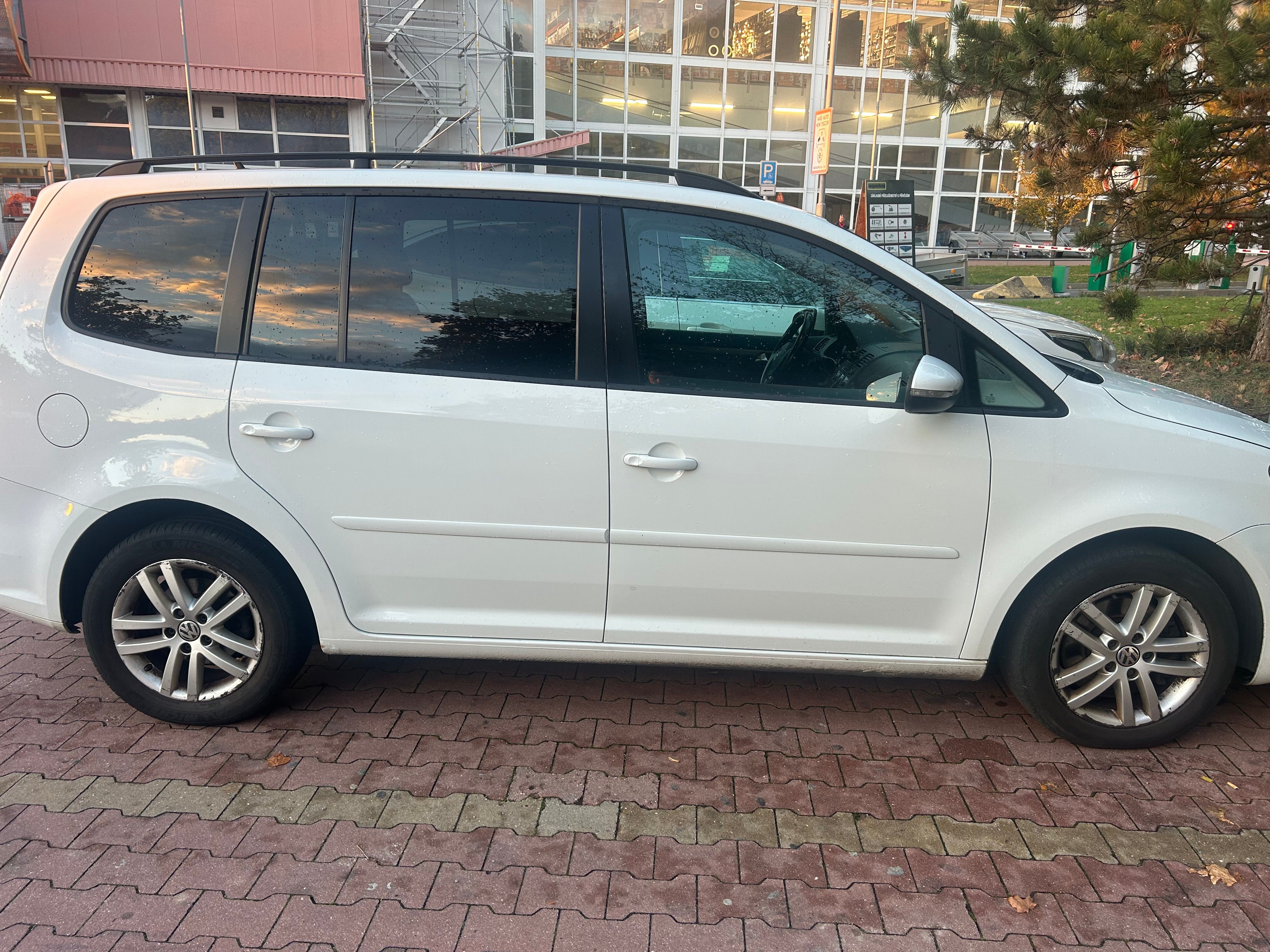 Volkswagen Touran, VW Touran, 2.0 TDI, 103 kw