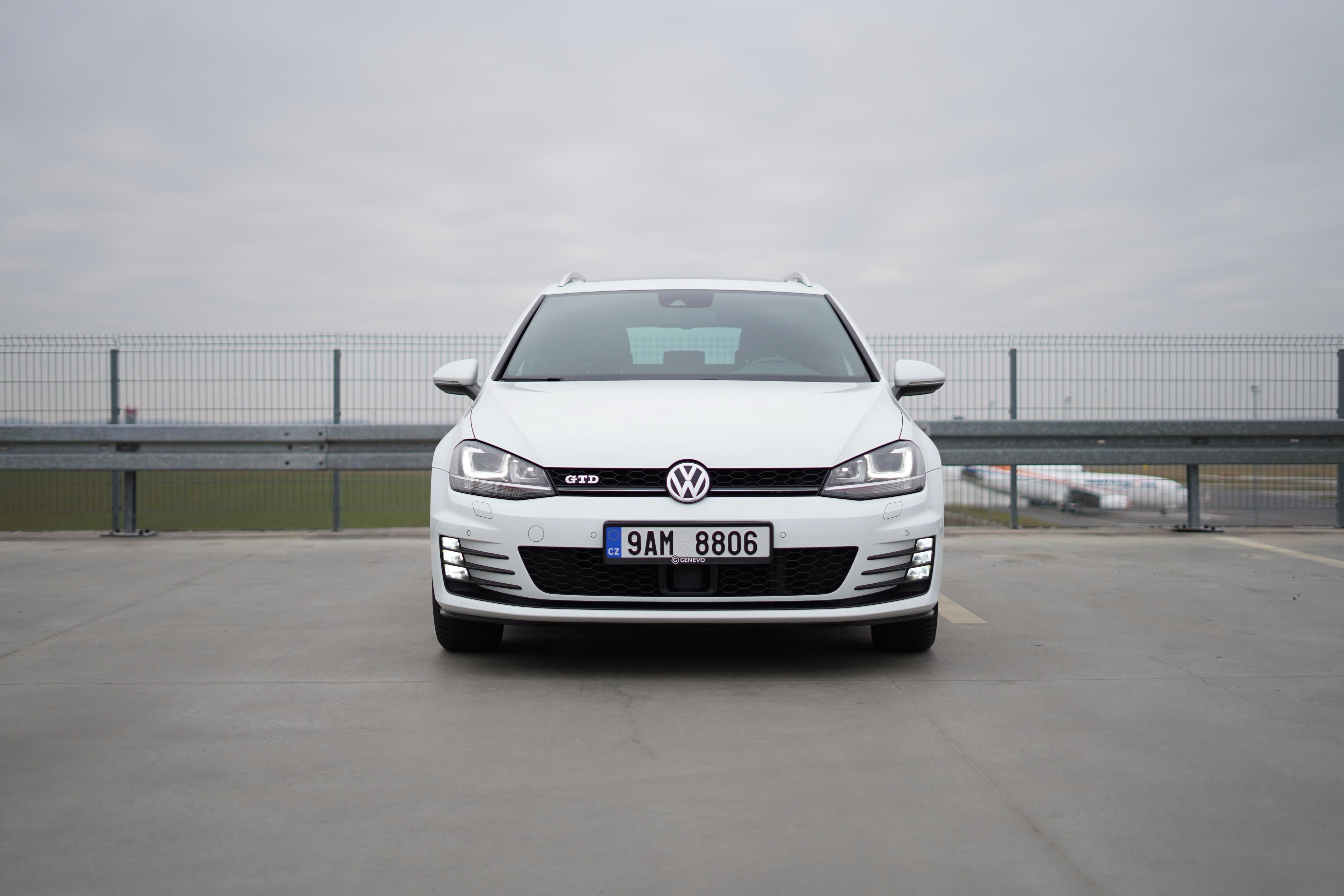 Volkswagen Golf, GTD, Webasto, tažné, pano, kam - fotka 5