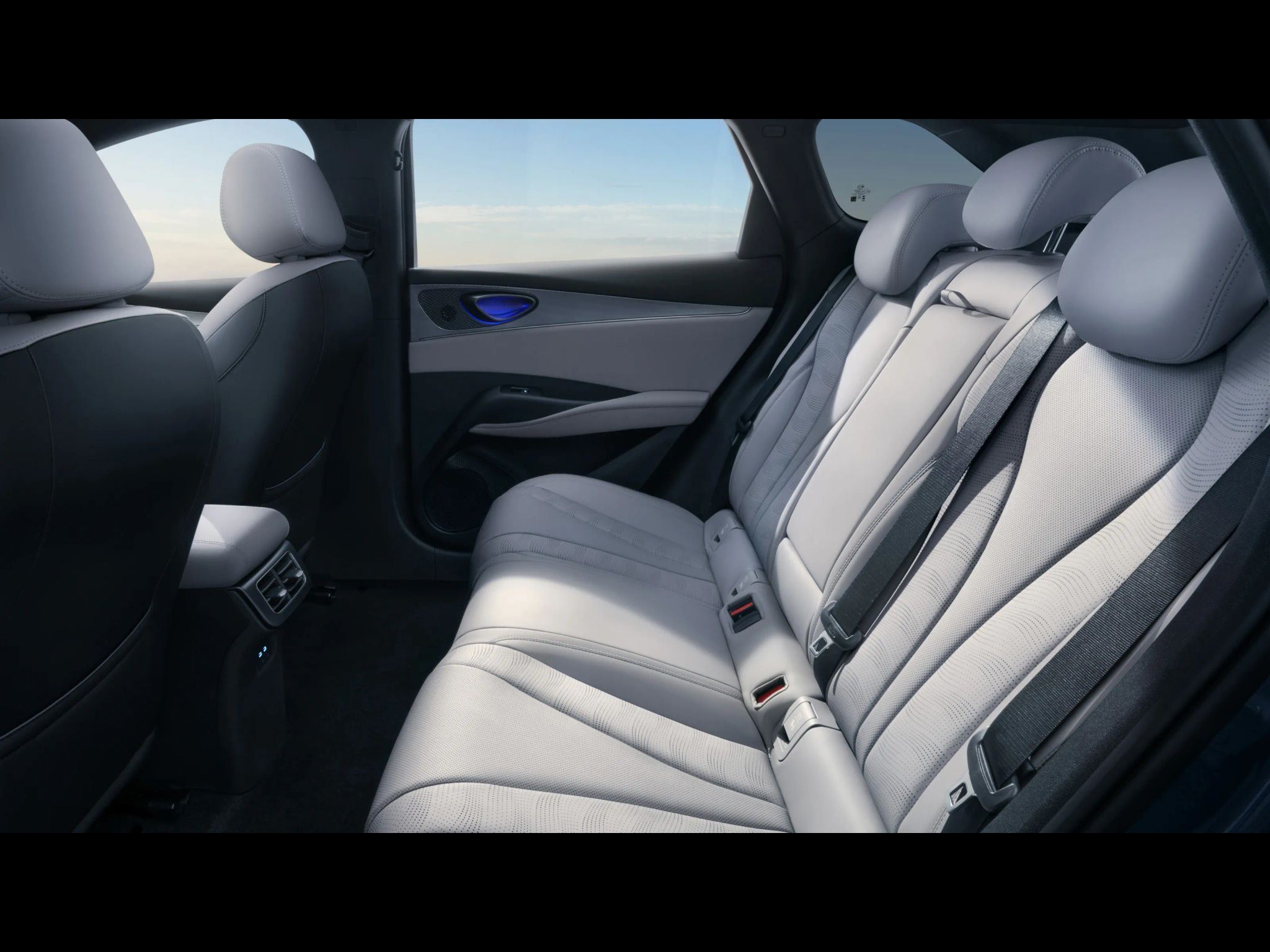 BYD Seal 6, DM-i Touring Boost - fotka 6
