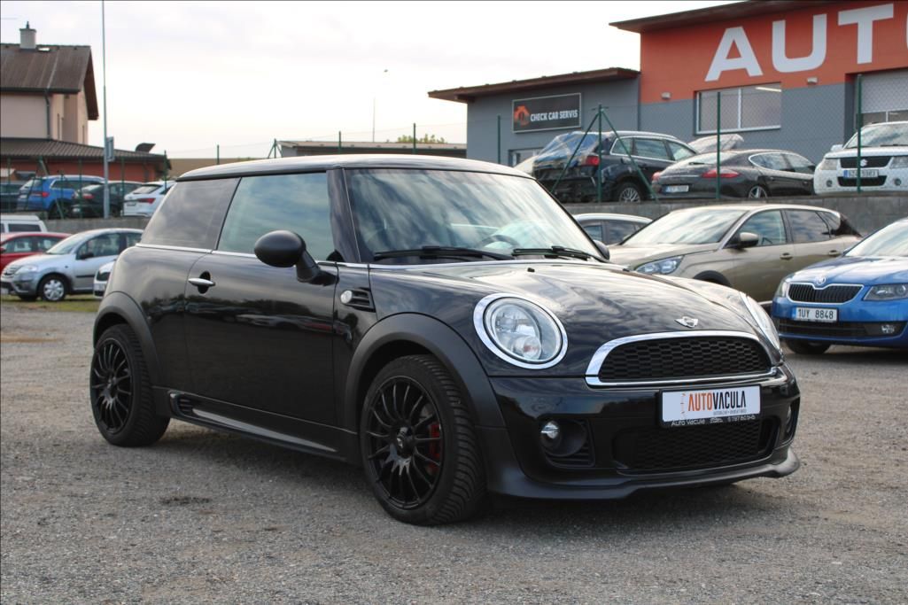 Mini One, 1,6 i  STK 4/2028, KLIMA - fotka 3
