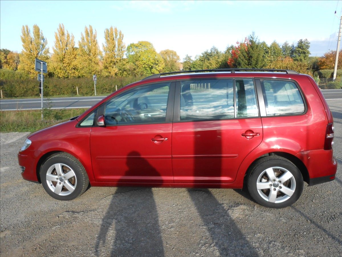 Volkswagen Touran, 1,9 TDI 77 kW Nová spojka - fotka 6