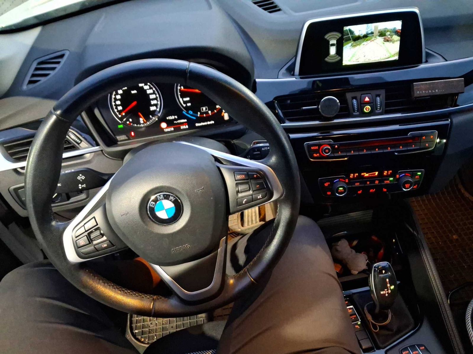 BMW X1, sDrive18i, Automat - fotka 3