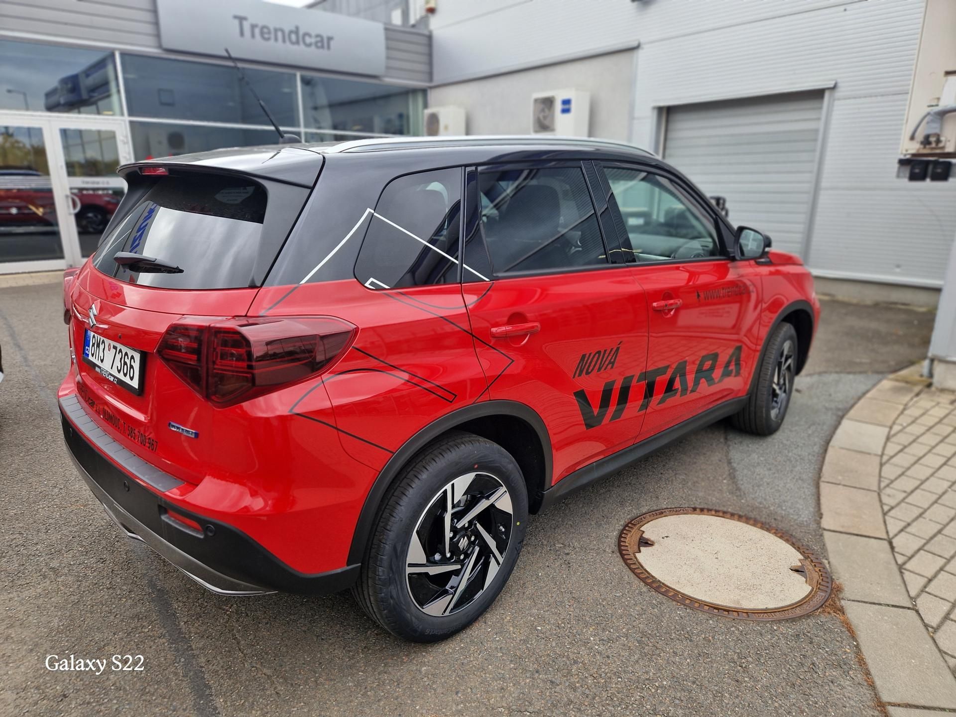 Suzuki Vitara, 1,4 BJ 6MT Elegance 4x4 - fotka 6