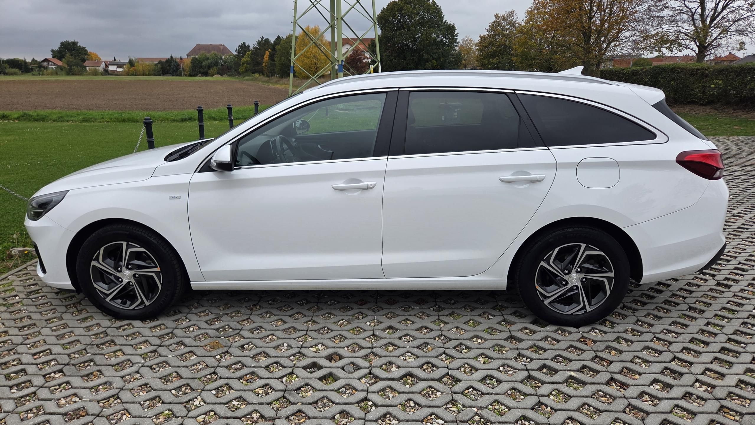 Hyundai i30, 1.5T-GDI 117 kW, Smart CZ DPH - fotka 5