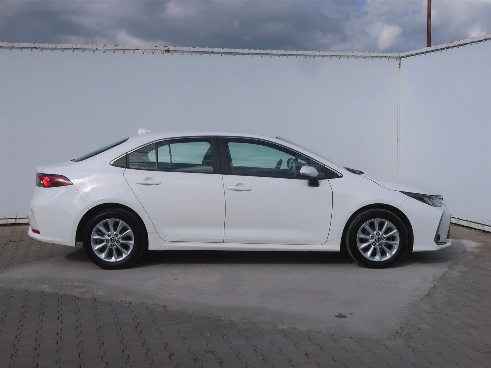 Toyota Corolla, 1.5 VVT-i, Serv.kniha - fotka 6