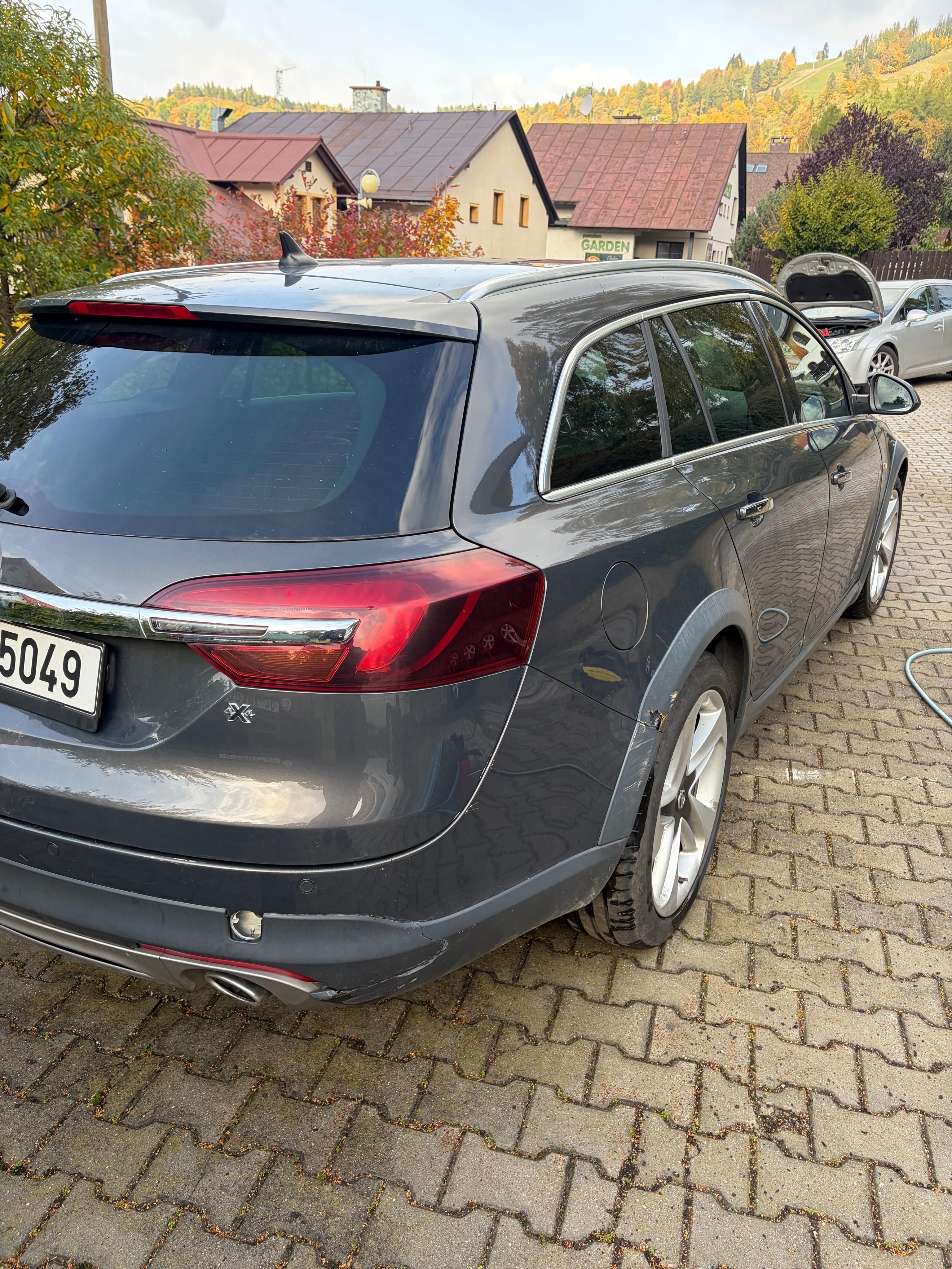 Opel Insignia, Opel Insignia Country Tourer - fotka 3