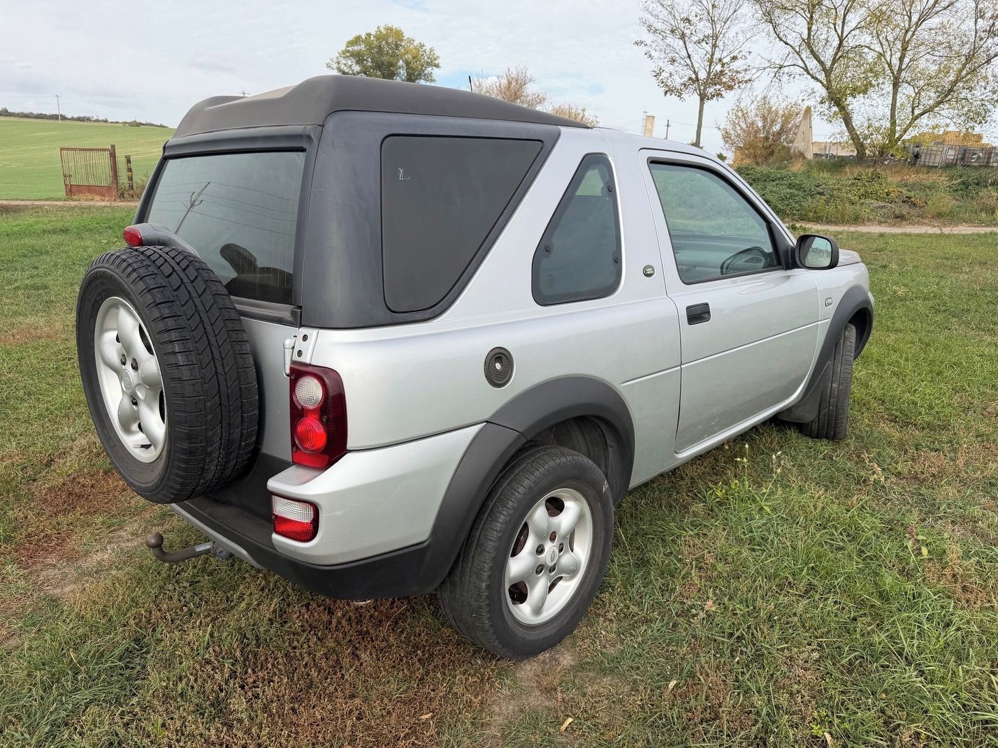 Land Rover Freelander, 2.0 TD4, PĚKNÝ STAV, TAŽNÉ - fotka 6