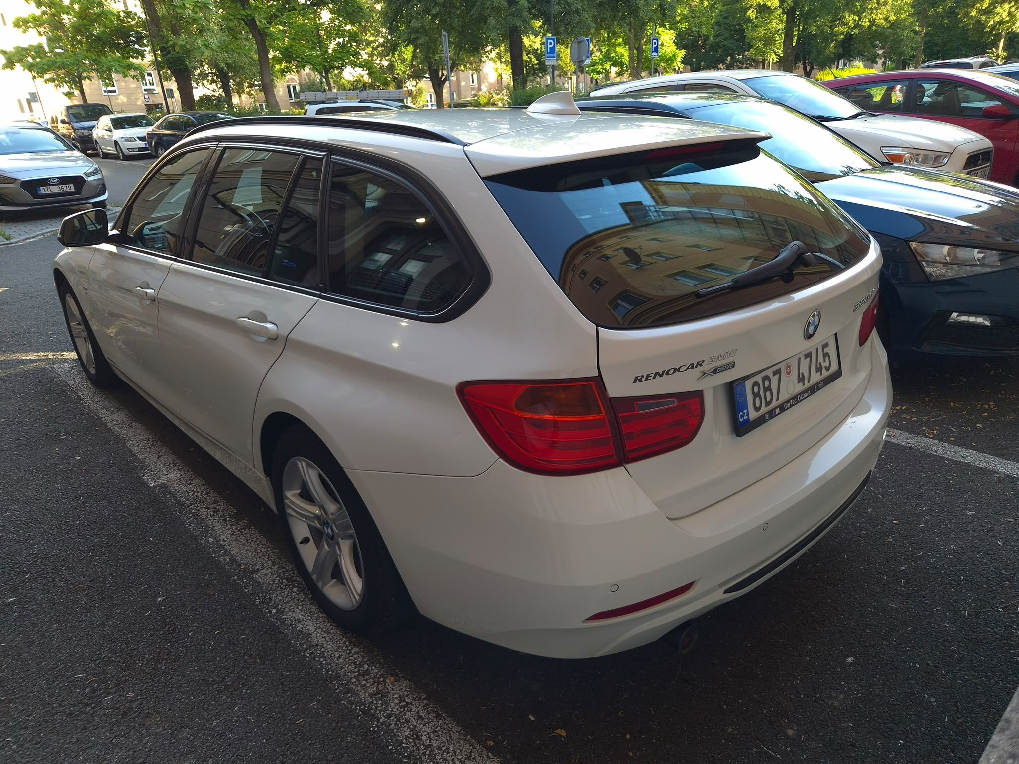 BMW Řada 3 - fotka 4