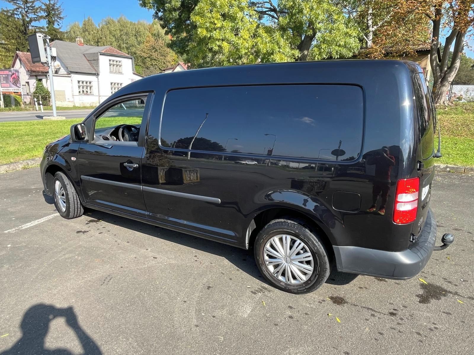 Volkswagen Caddy, Caddy maxi 1.6 TDI - fotka 2